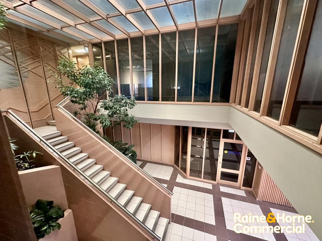 Deakin Office Leasing Opportunity