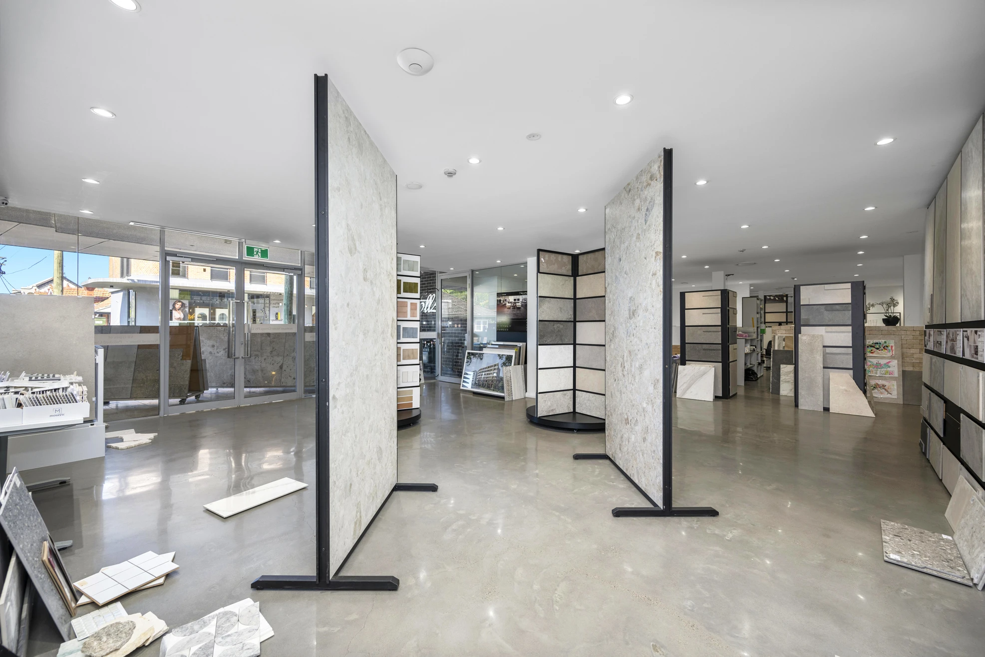 Fully Fitted Beauty Salon For Lease - Ready For Occupation