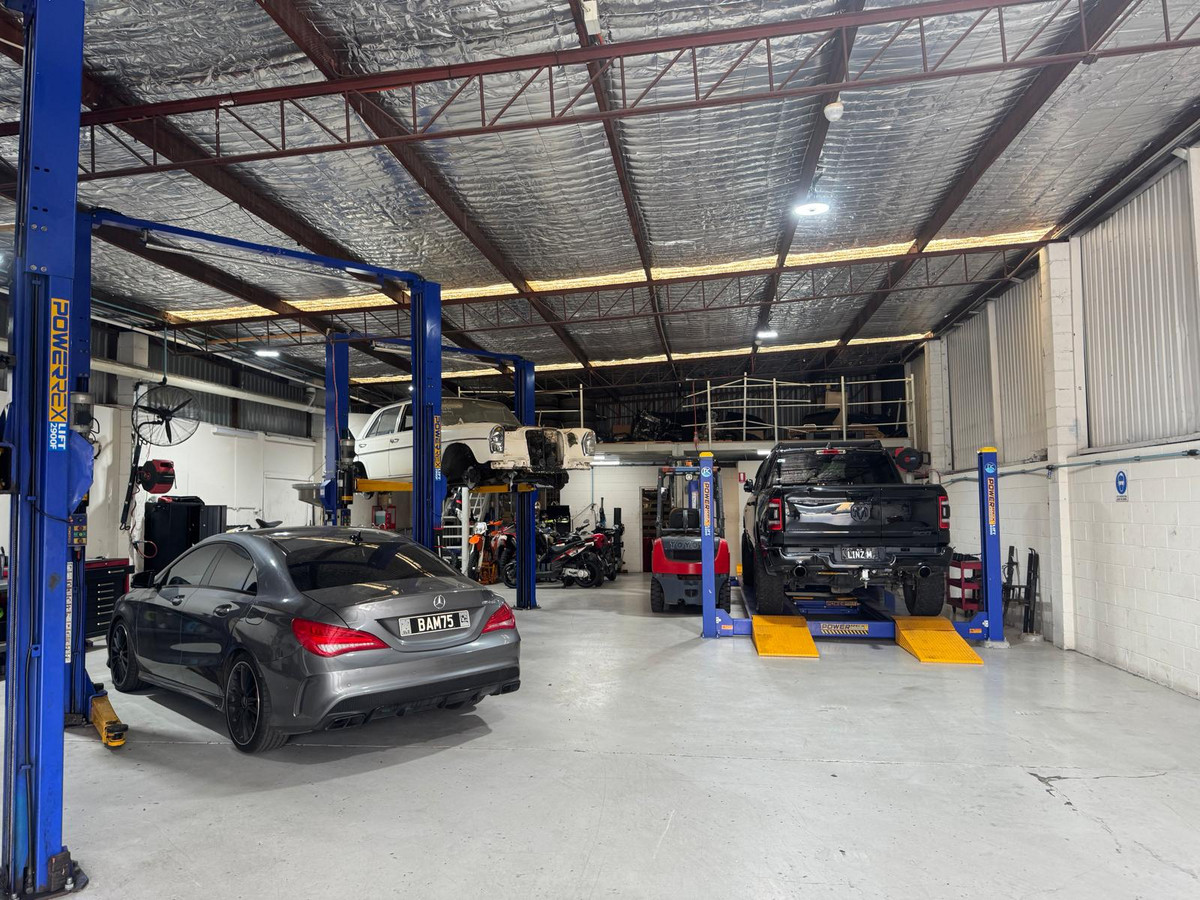 Rare Warehouse Opportunity