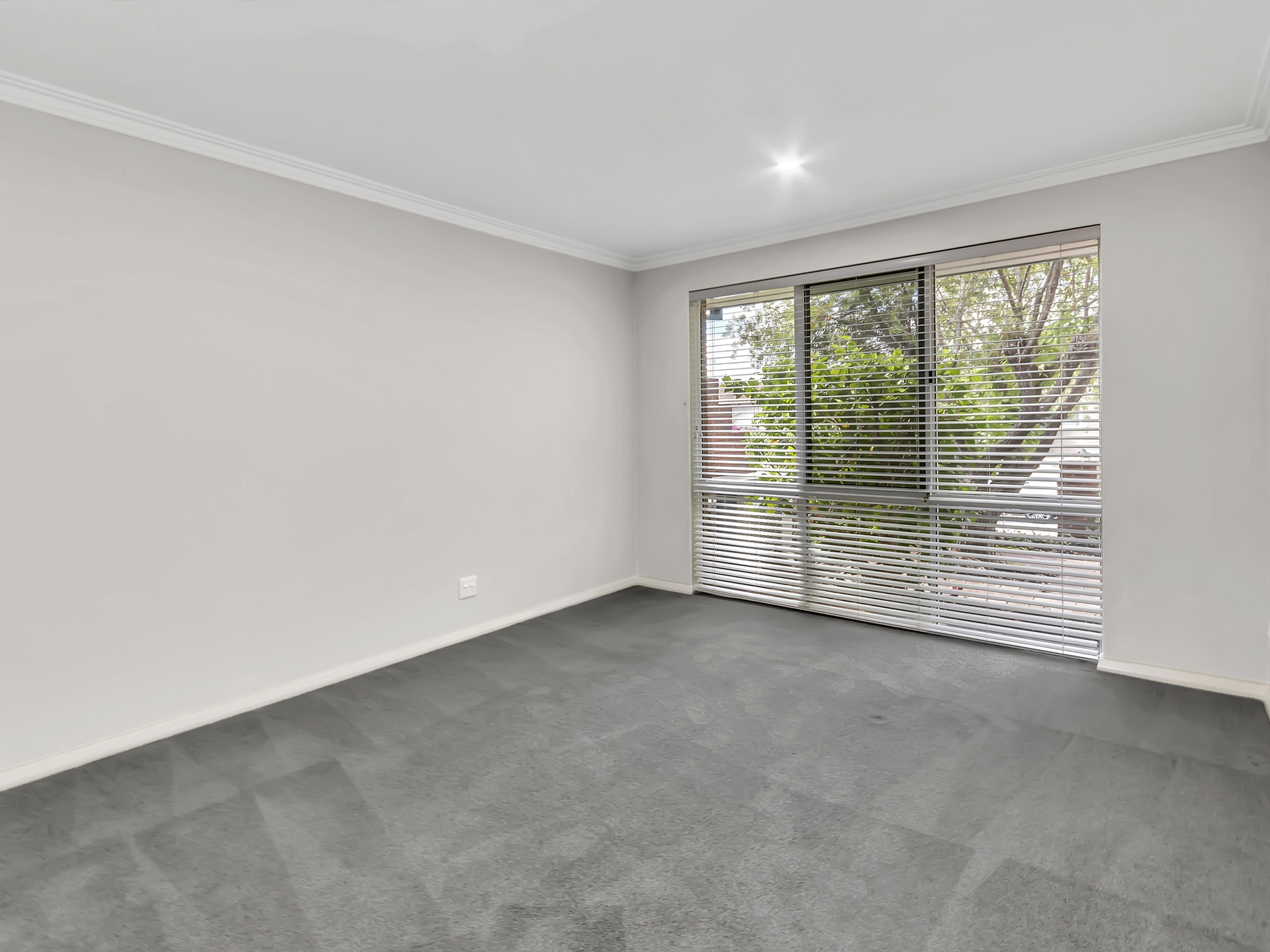 018 Open2view ID1000627 Unit 2 9 Ridge Street South Perth