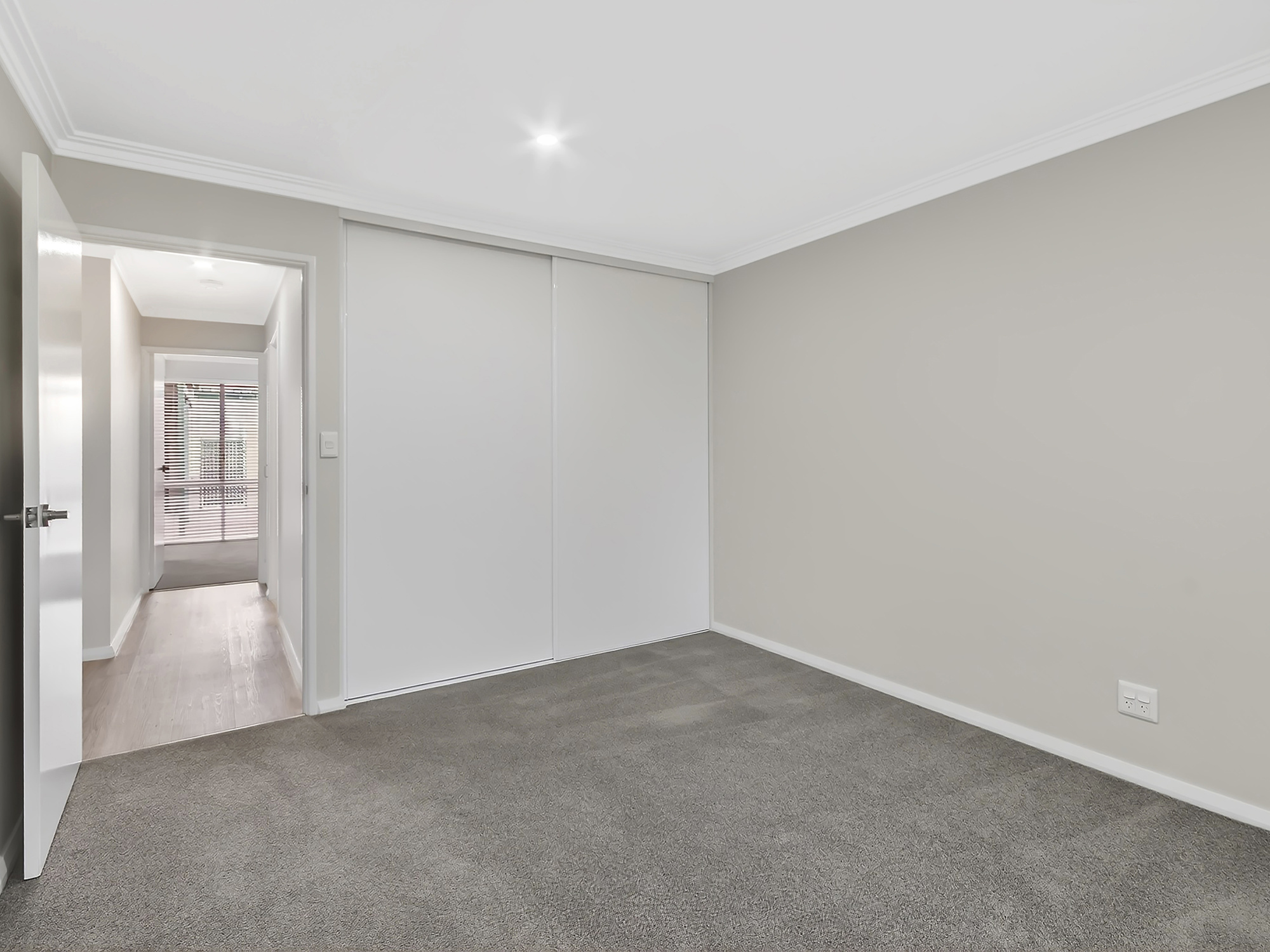 019 Open2view ID1000627 Unit 2 9 Ridge Street South Perth