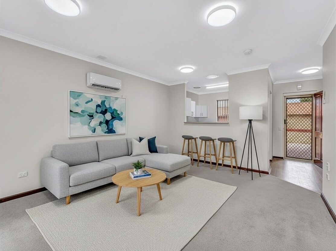 Villa 81 - Freshly Updated 2-Bedroom Villa with Courtyard and Garage