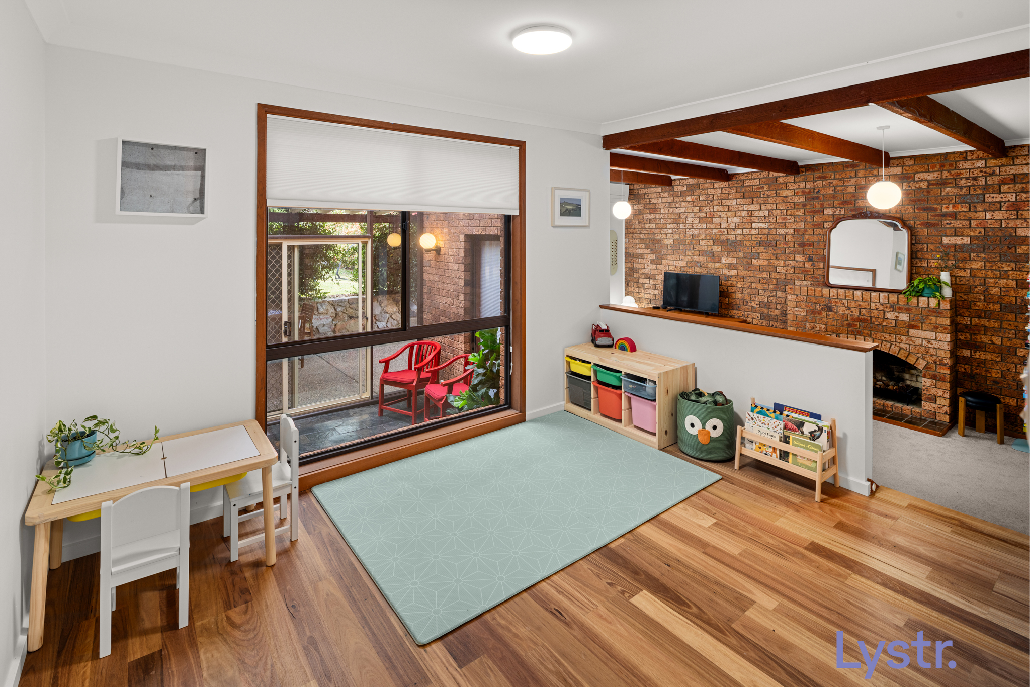 Property photo 5 of 15 for 13 Bruxner Close, Gowrie ACT 2904