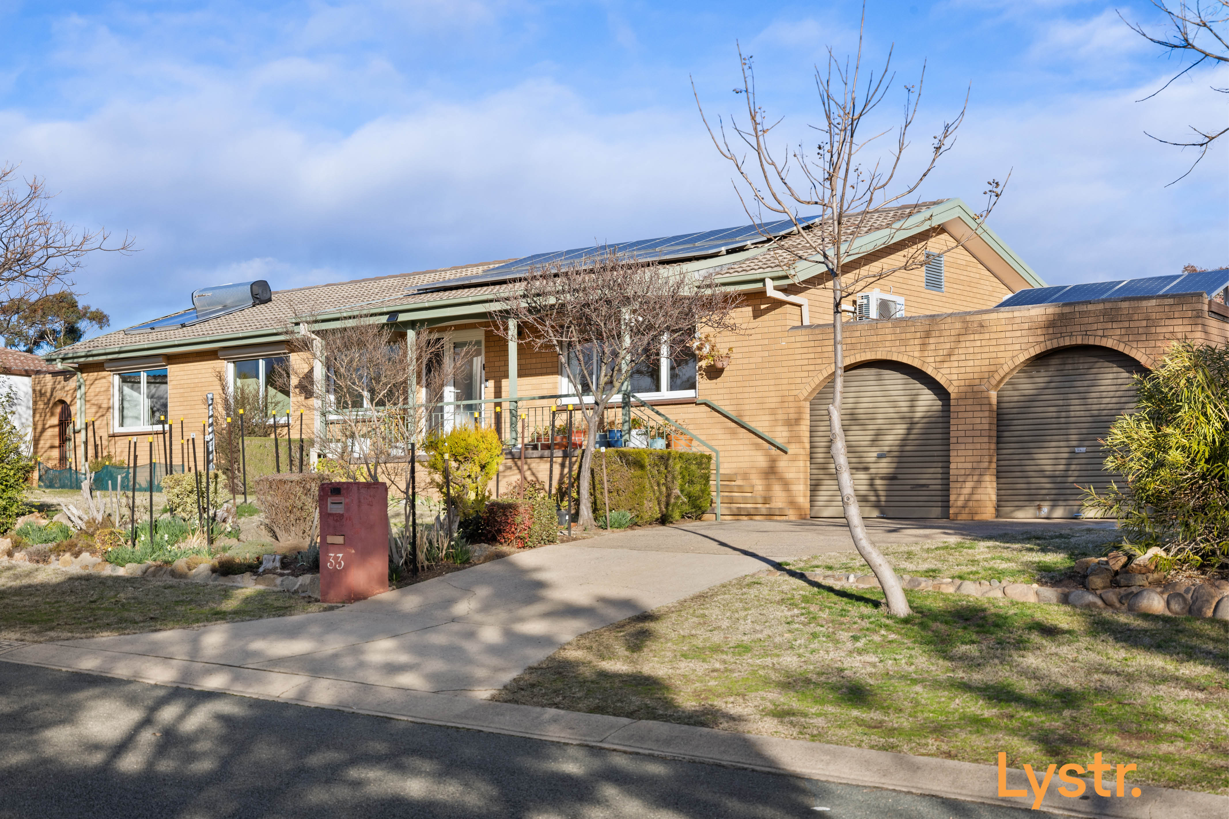 Property photo 1 of 14 for 33 Brunswick Circuit, Kaleen ACT 2617