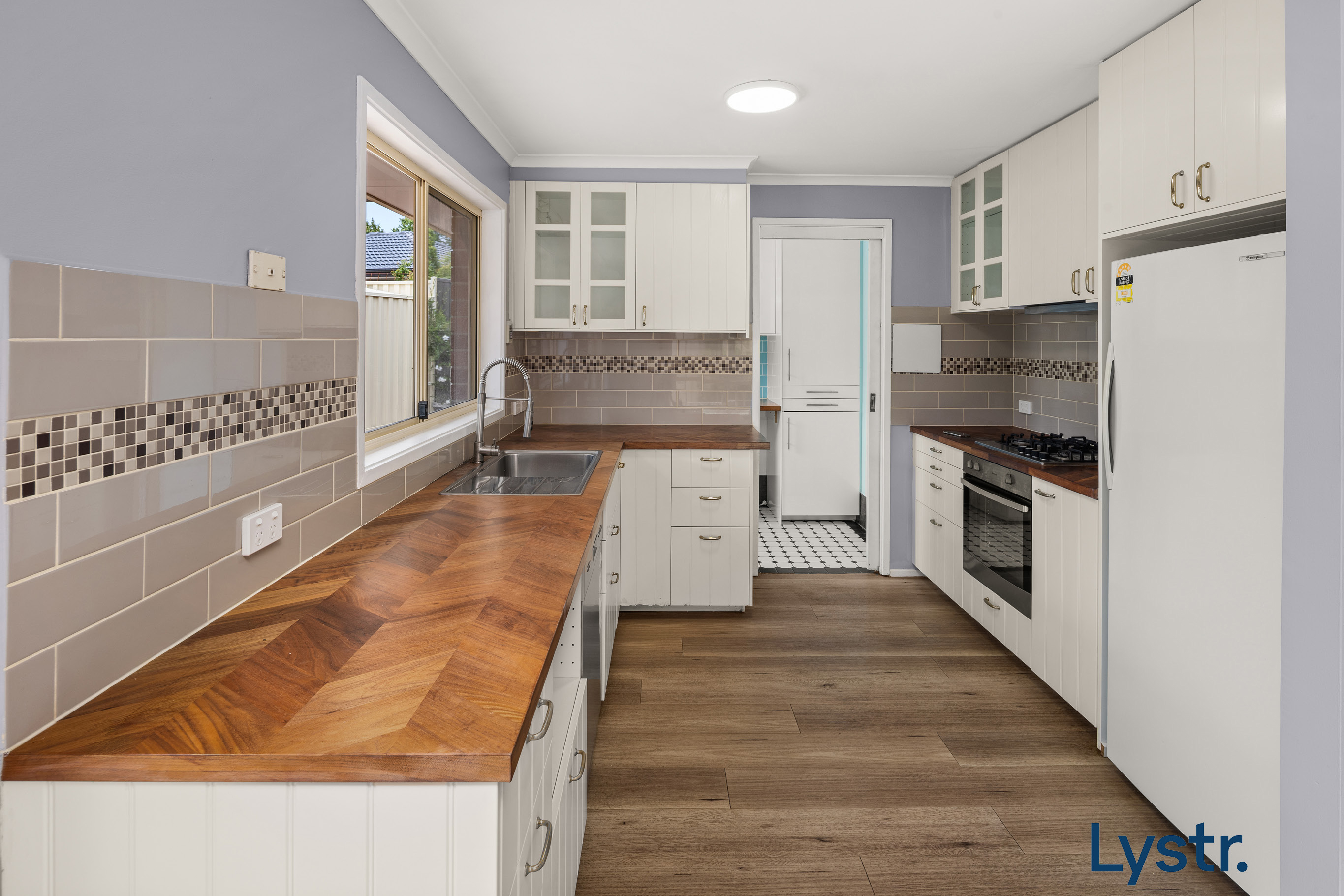 Property photo 7 of 19 for 40 Corringle Close, Amaroo ACT 2914