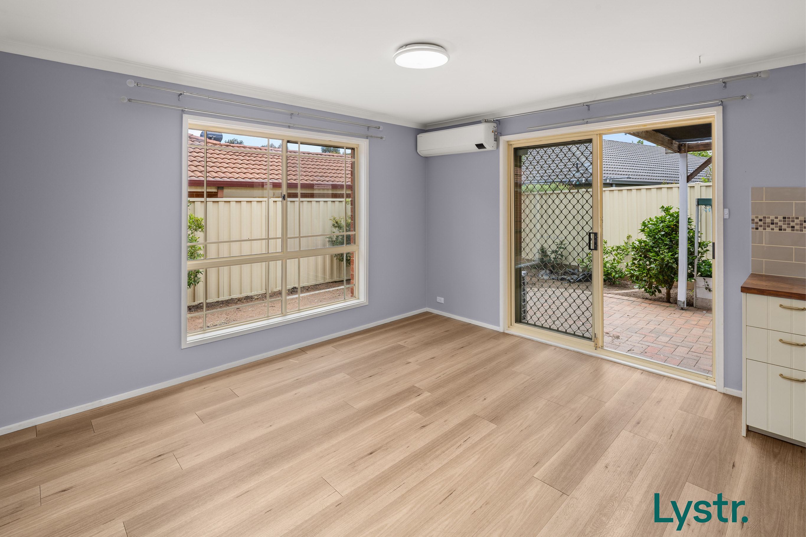 Property photo 14 of 19 for 40 Corringle Close, Amaroo ACT 2914