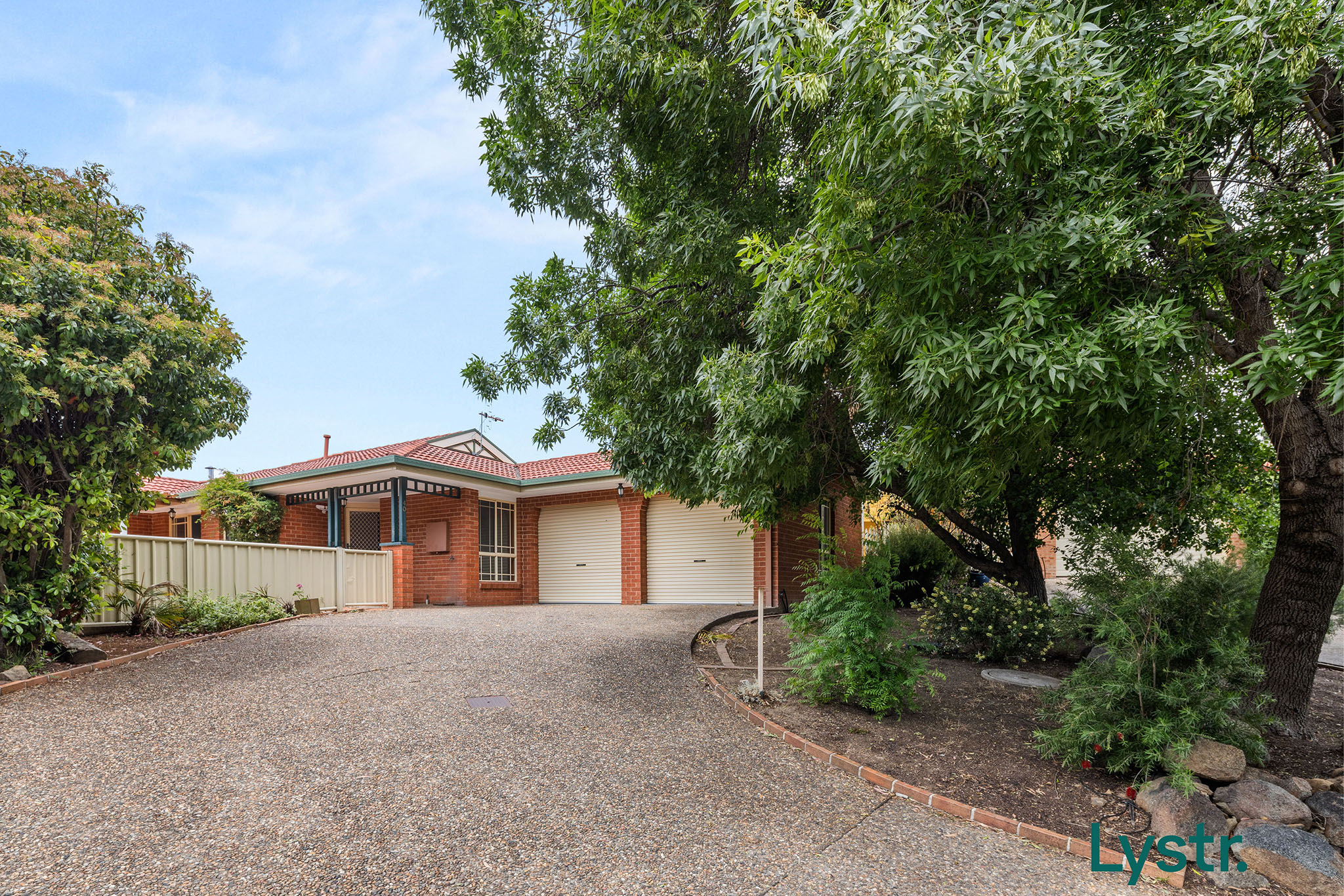 Property photo 17 of 19 for 40 Corringle Close, Amaroo ACT 2914