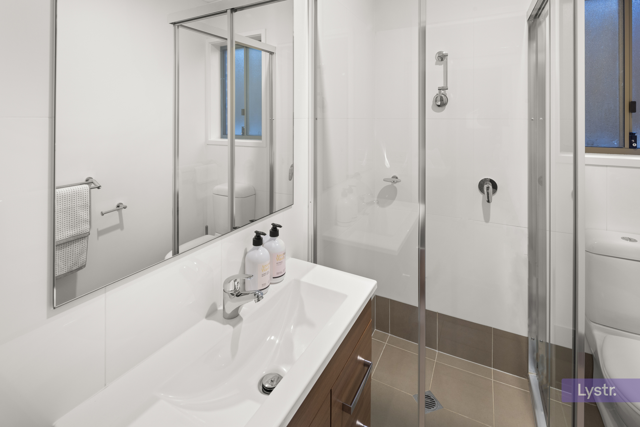 Property photo 11 of 20 for 2/25 Hurrell Street, Forde ACT 2914