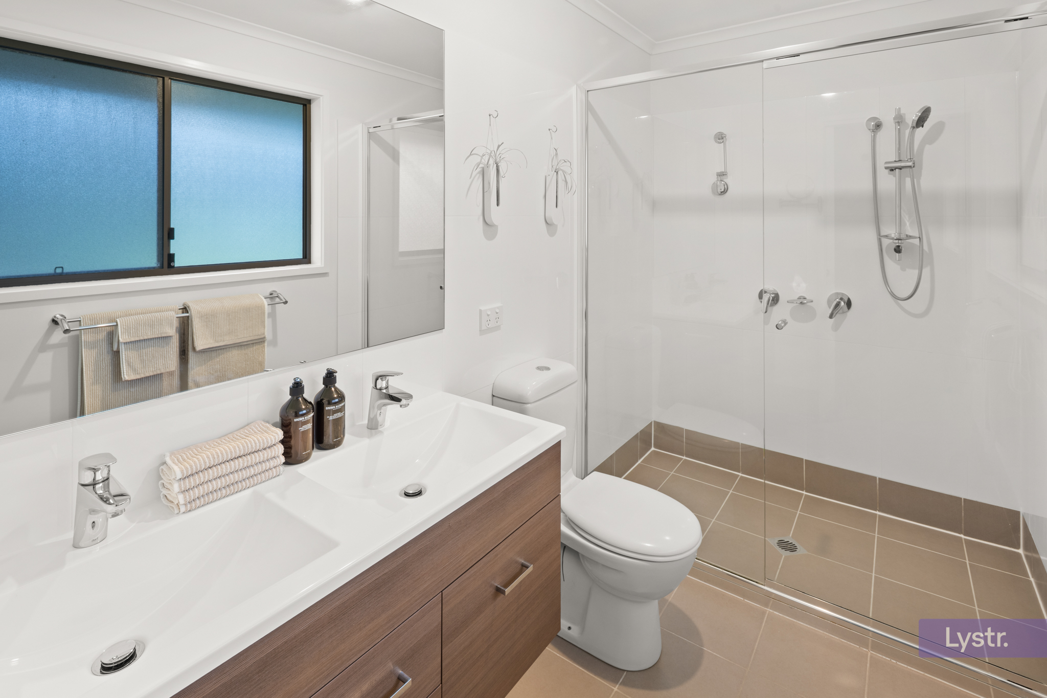 Property photo 9 of 20 for 2/25 Hurrell Street, Forde ACT 2914