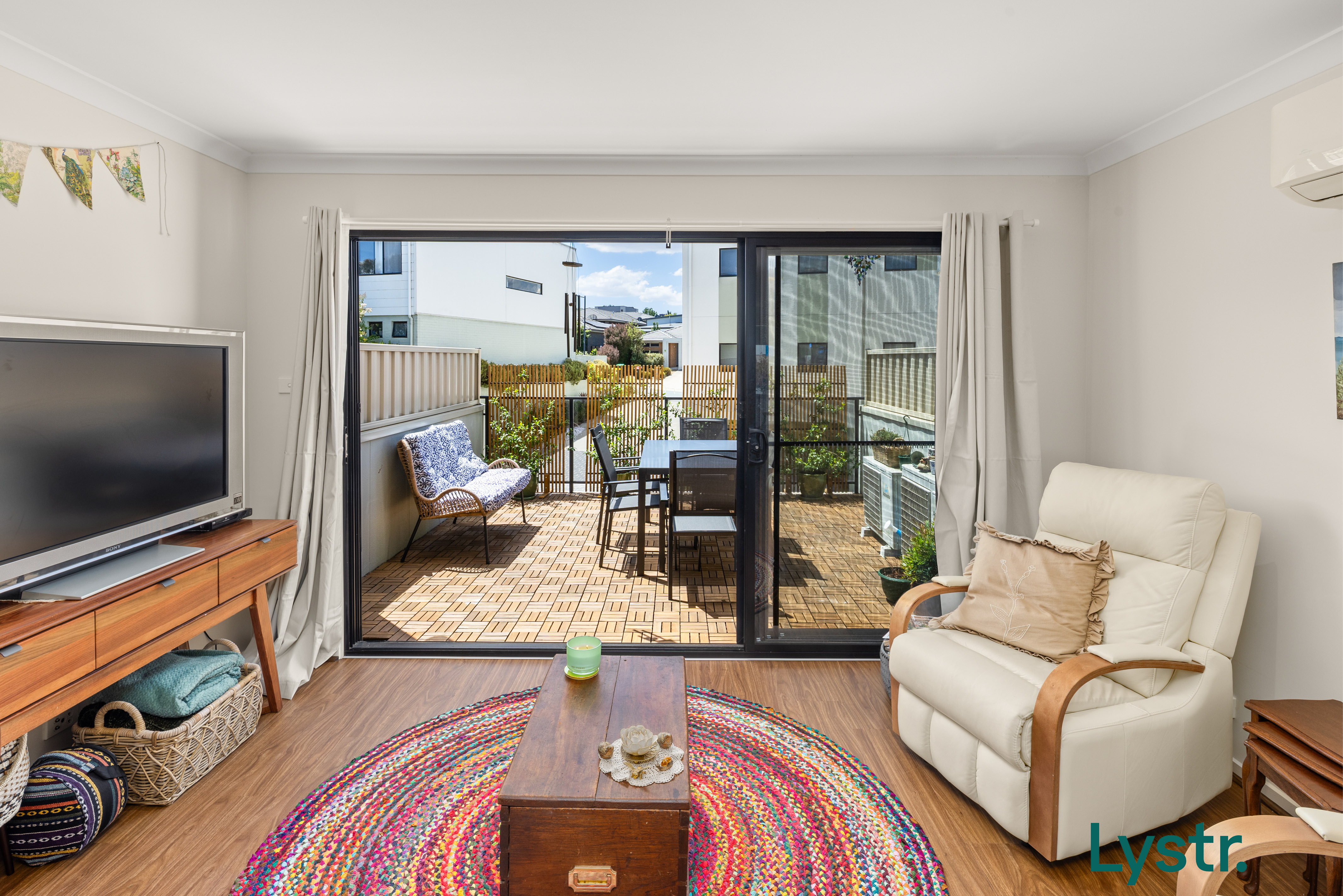Property photo 8 of 19 for 46 Whitrod Avenue, Casey ACT 2913
