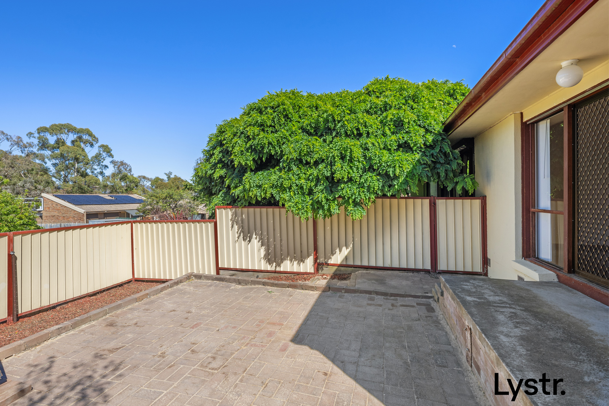 Property photo 12 of 12 for 2 Gannon Place, Charnwood ACT 2615