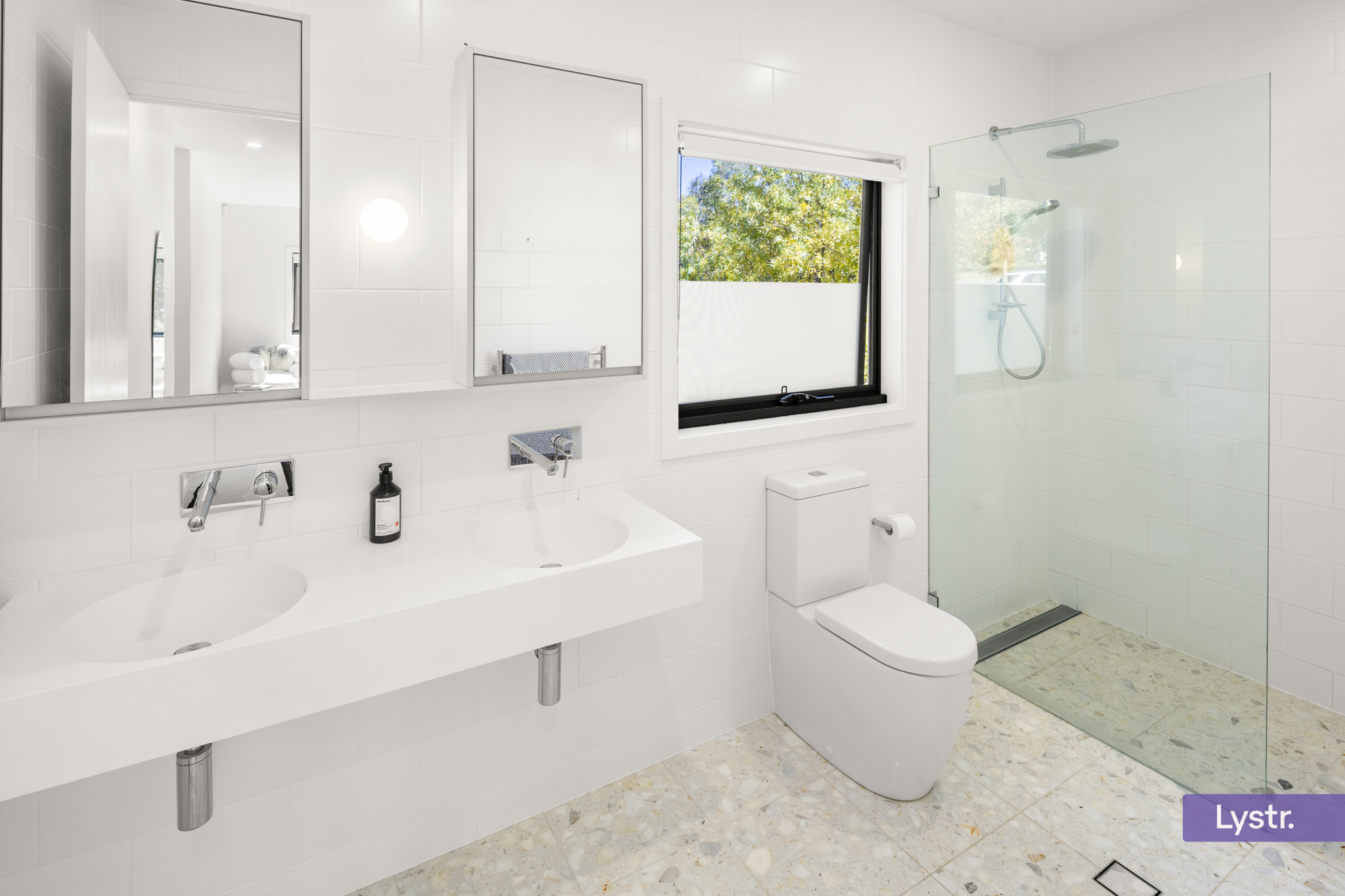 Property photo 12 of 25 for 7 Threlfall Street, Chifley ACT 2606