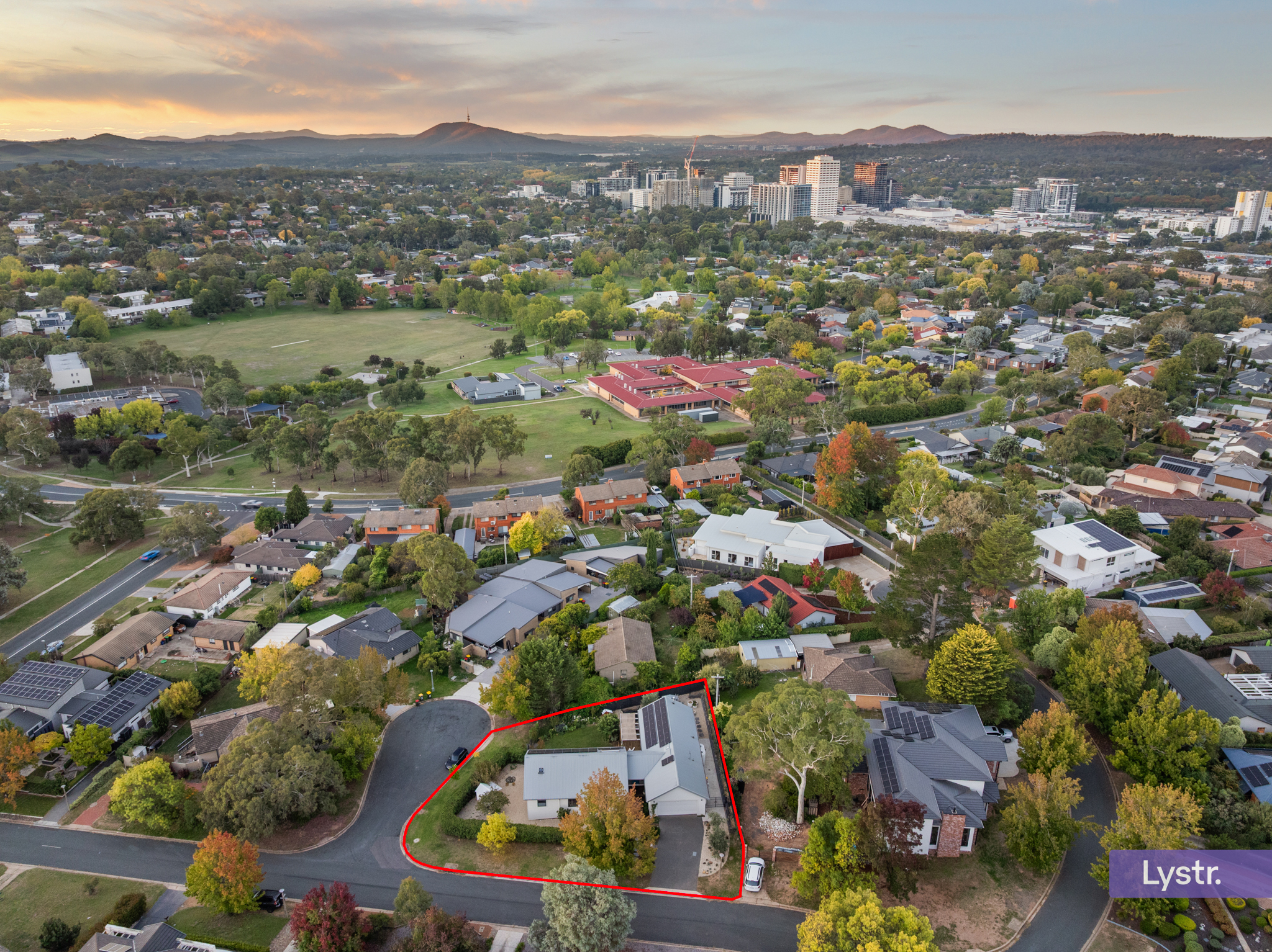 Property photo 25 of 25 for 7 Threlfall Street, Chifley ACT 2606