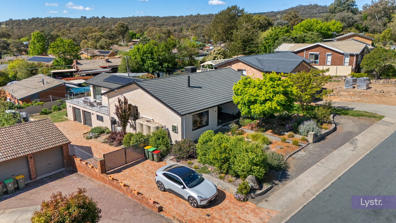 Property photo 1 of 12 for 38 Carr Crescent, Wanniassa ACT 2903