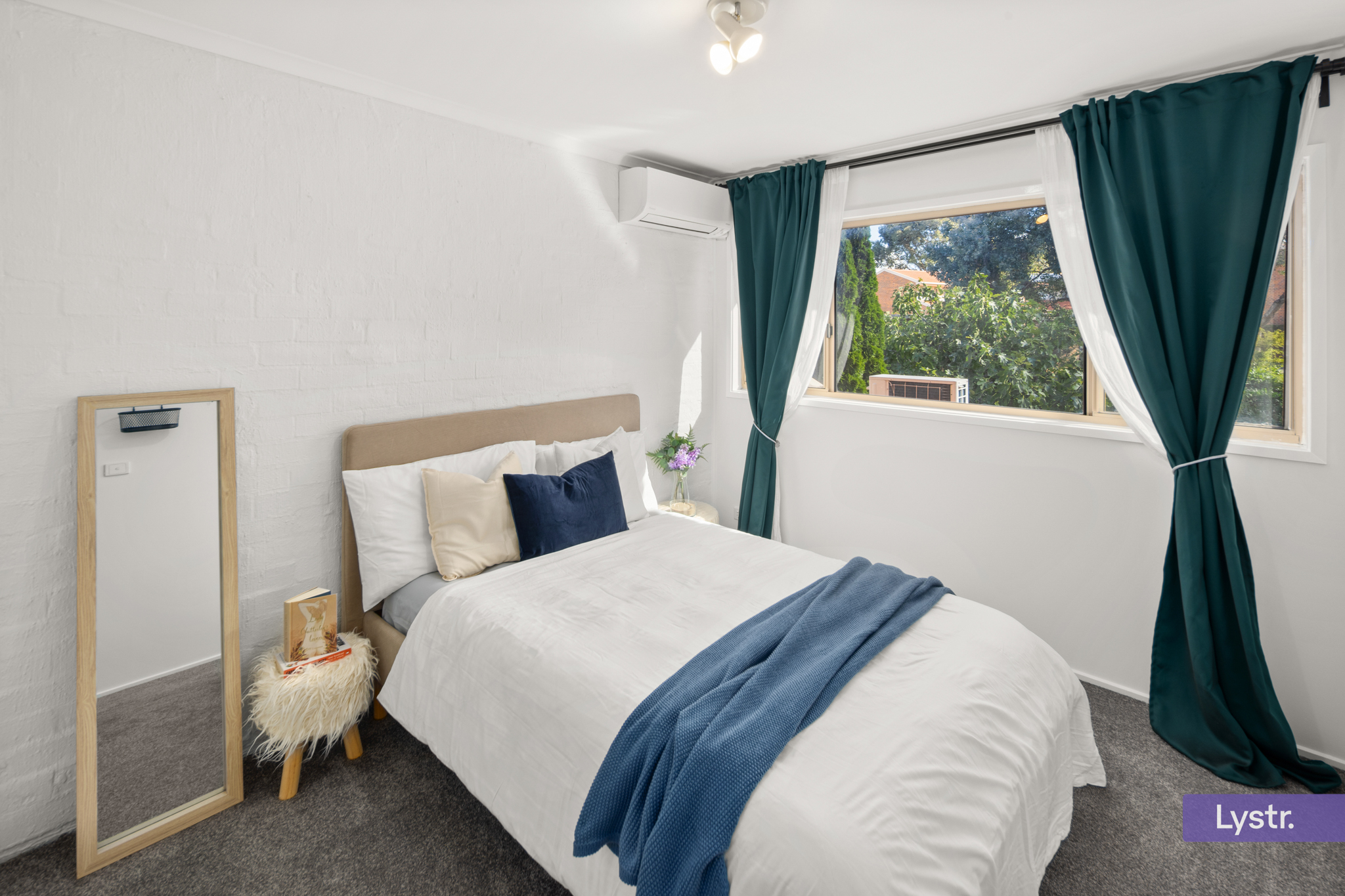 Property photo 11 of 19 for 1/9 Totterdell Street, Belconnen ACT 2617
