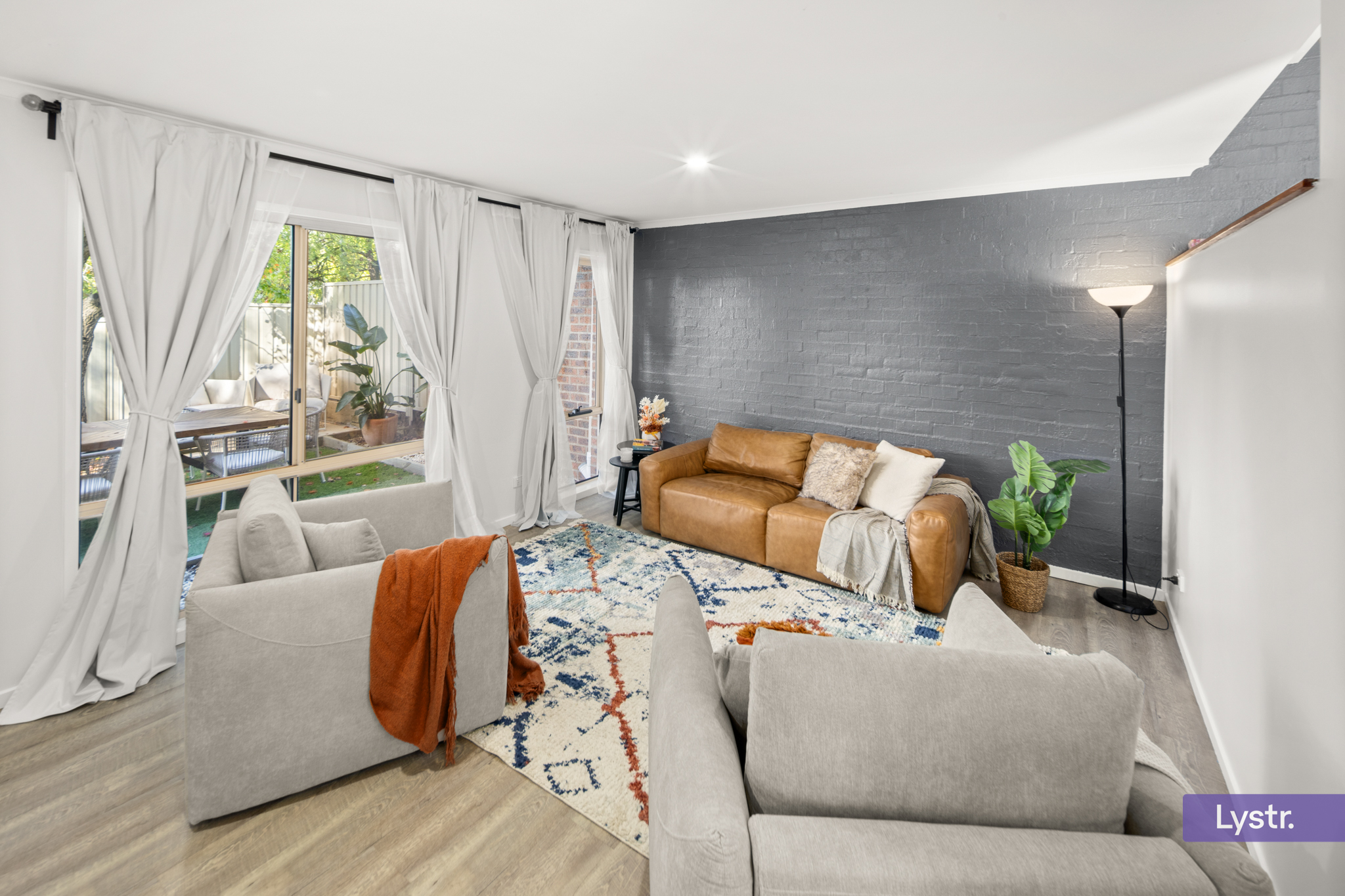 Property photo 2 of 19 for 1/9 Totterdell Street, Belconnen ACT 2617