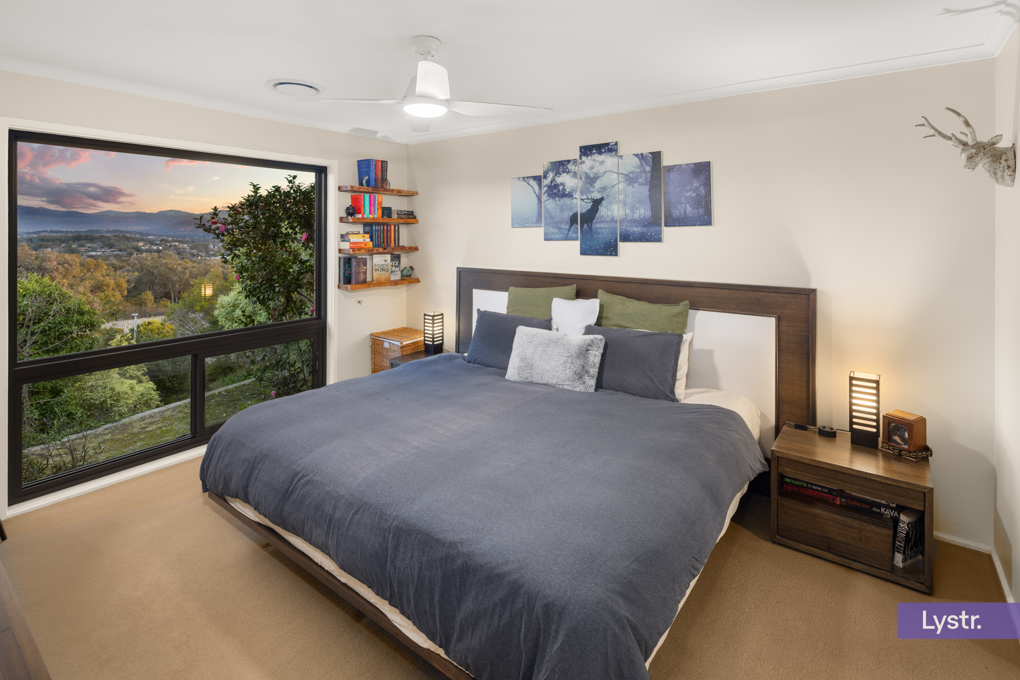 Property photo 6 of 15 for 4 Harker Place, Wanniassa ACT 2903