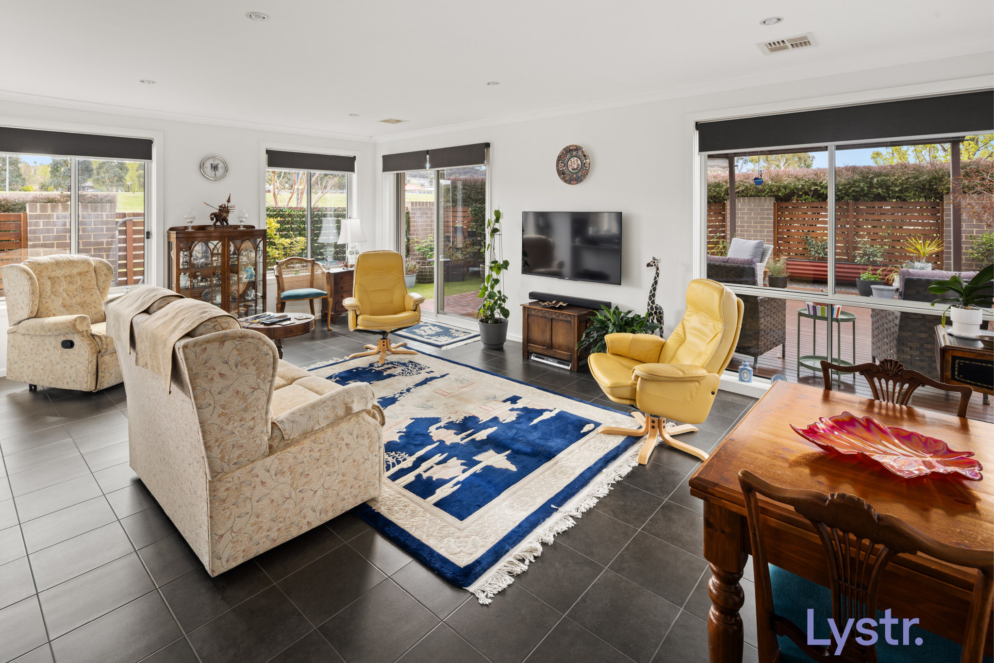 Property photo 3 of 13 for 8/35 Laird Crescent, Forde ACT 2914
