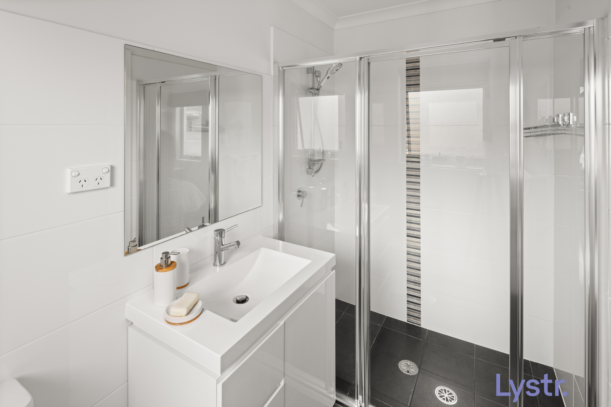 Property photo 5 of 13 for 8/35 Laird Crescent, Forde ACT 2914
