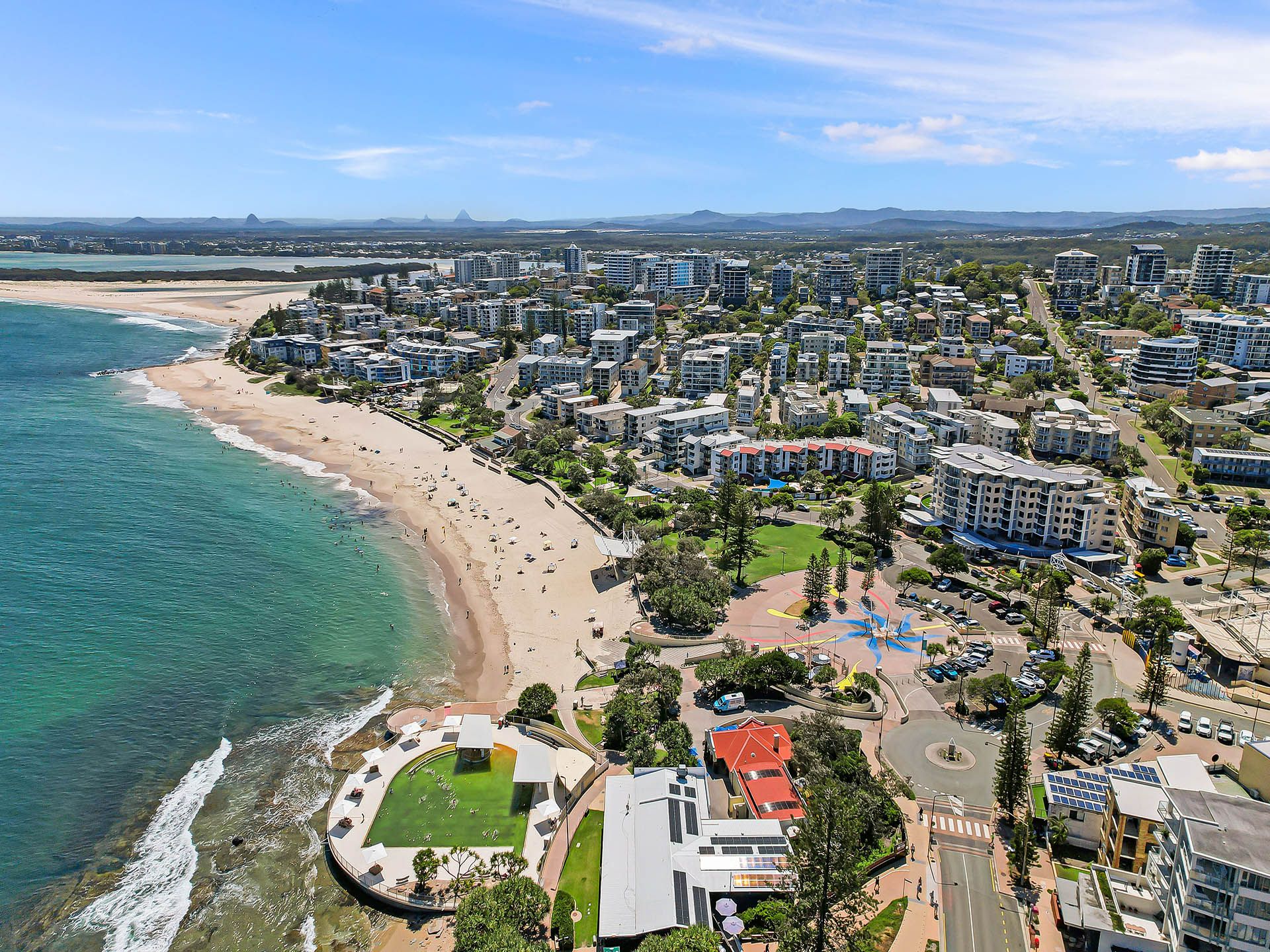 Full width banner image