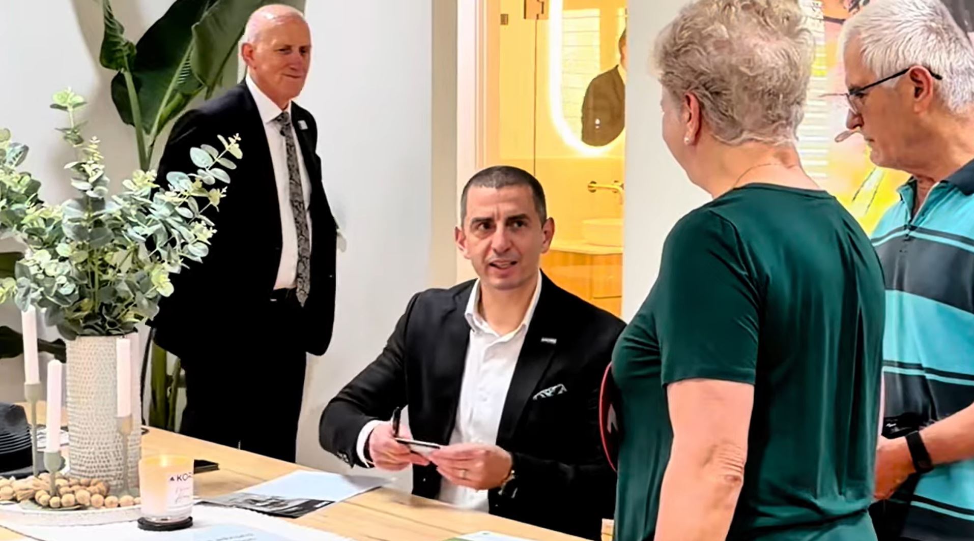 Full width banner image