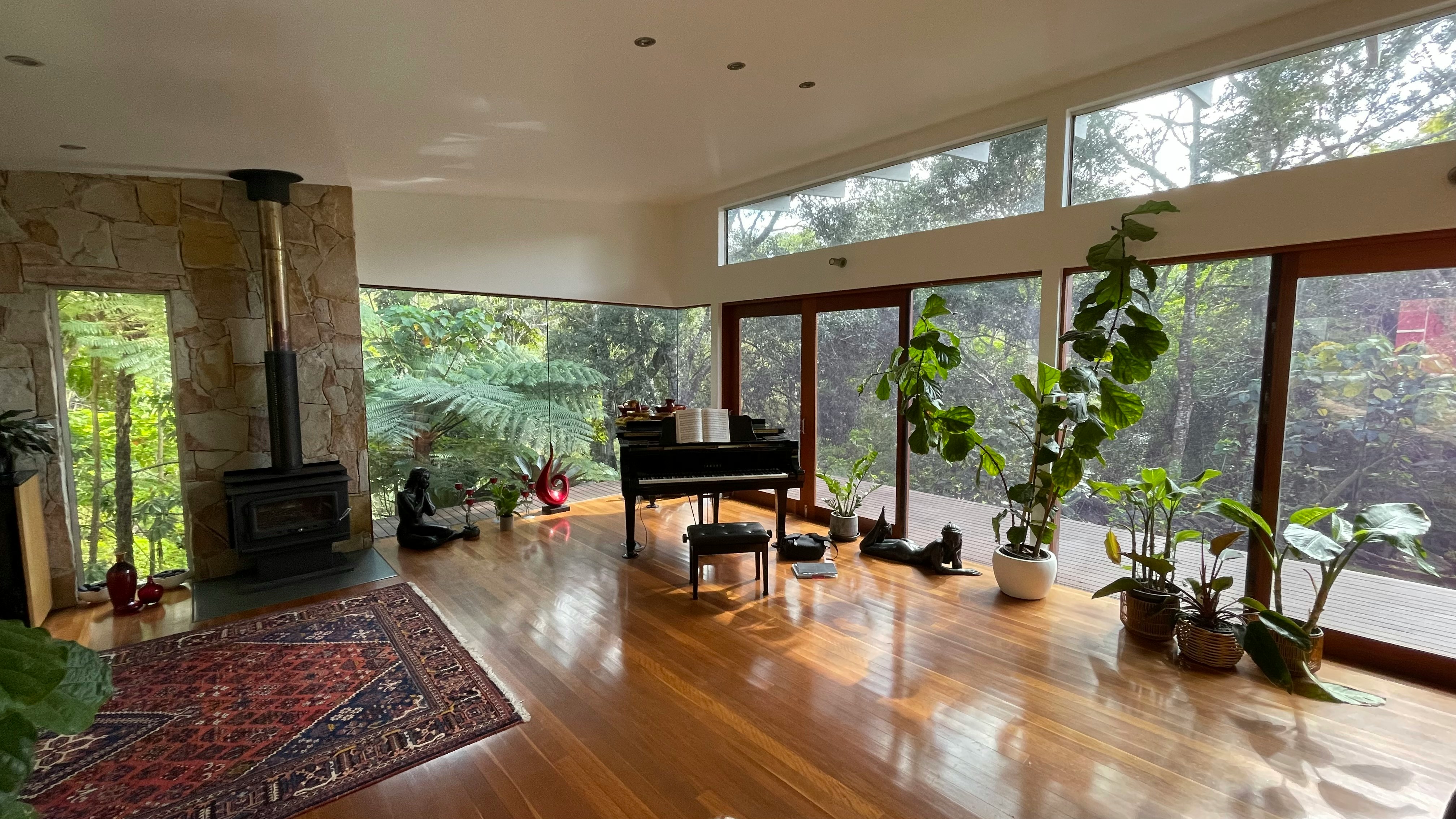 Full width banner image