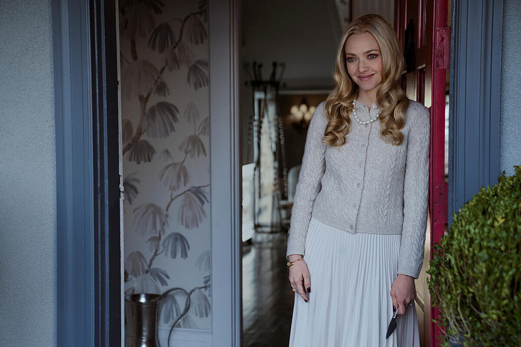 The housemaid amanda seyfried dec25