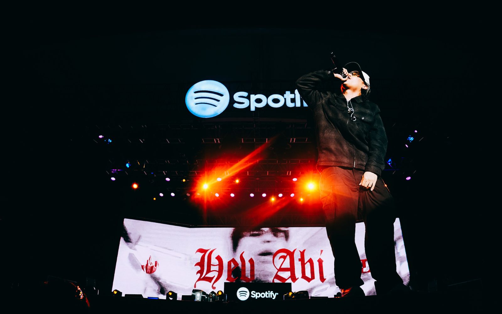 Hev Abi at Spotify Kalye X Manila