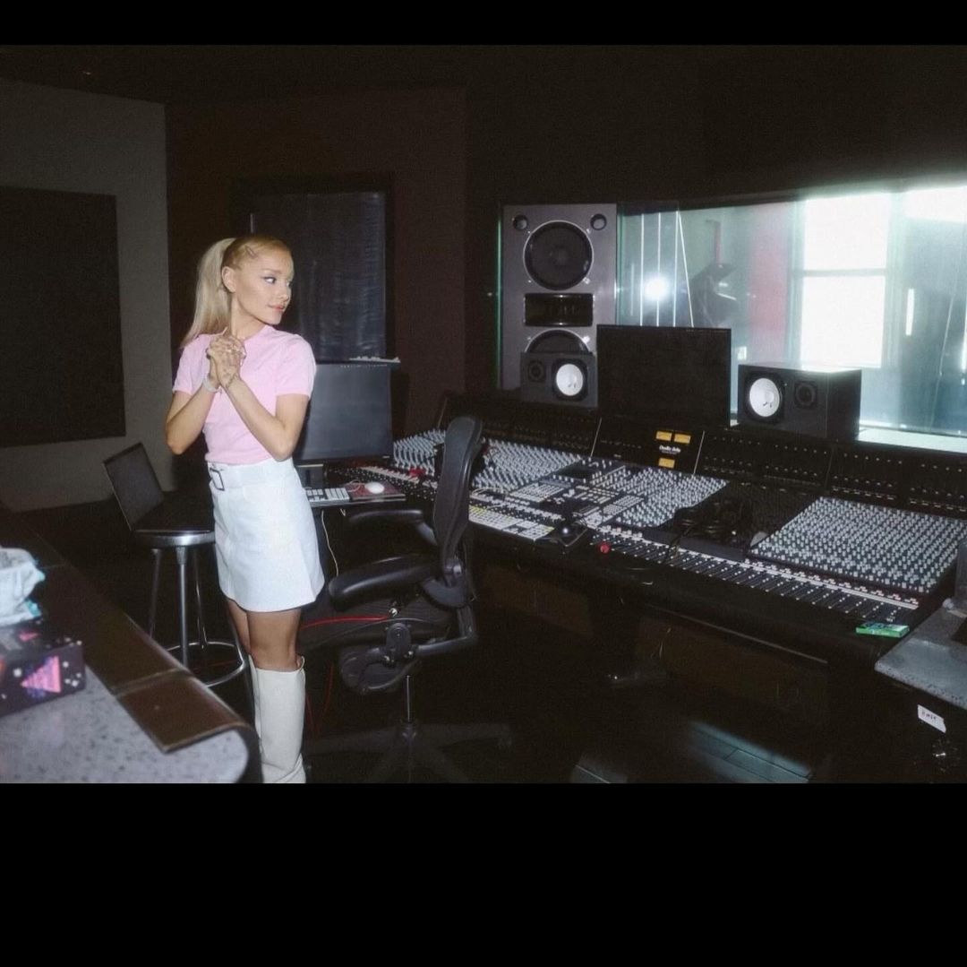 Ariana Grande AG7 Eternal Sunshine Studio