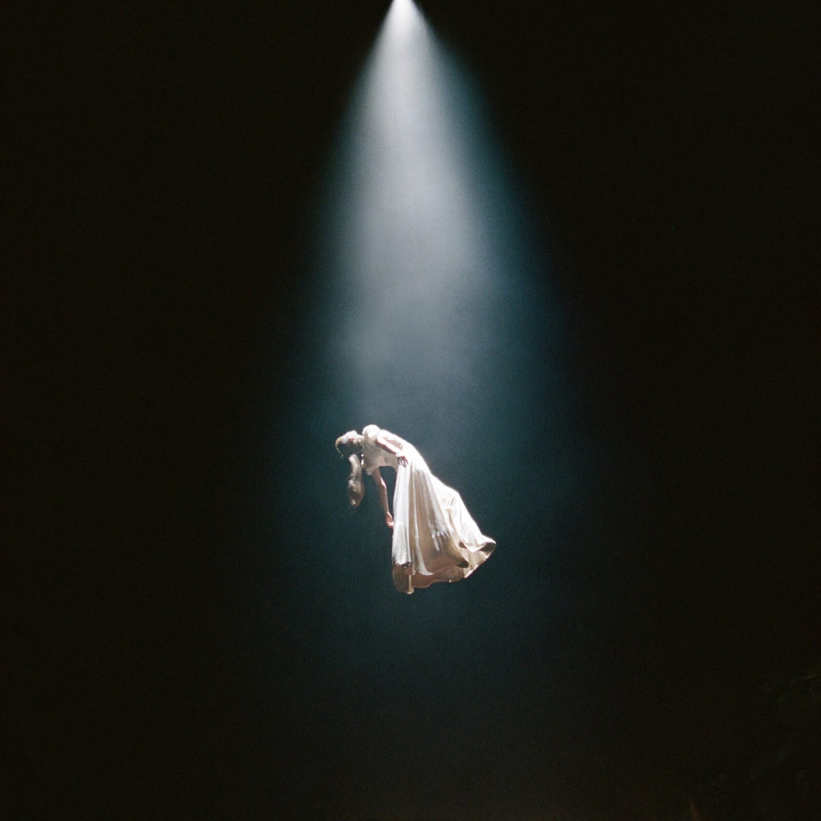 eternal sunshine deluxe: brighter days ahead ariana grande