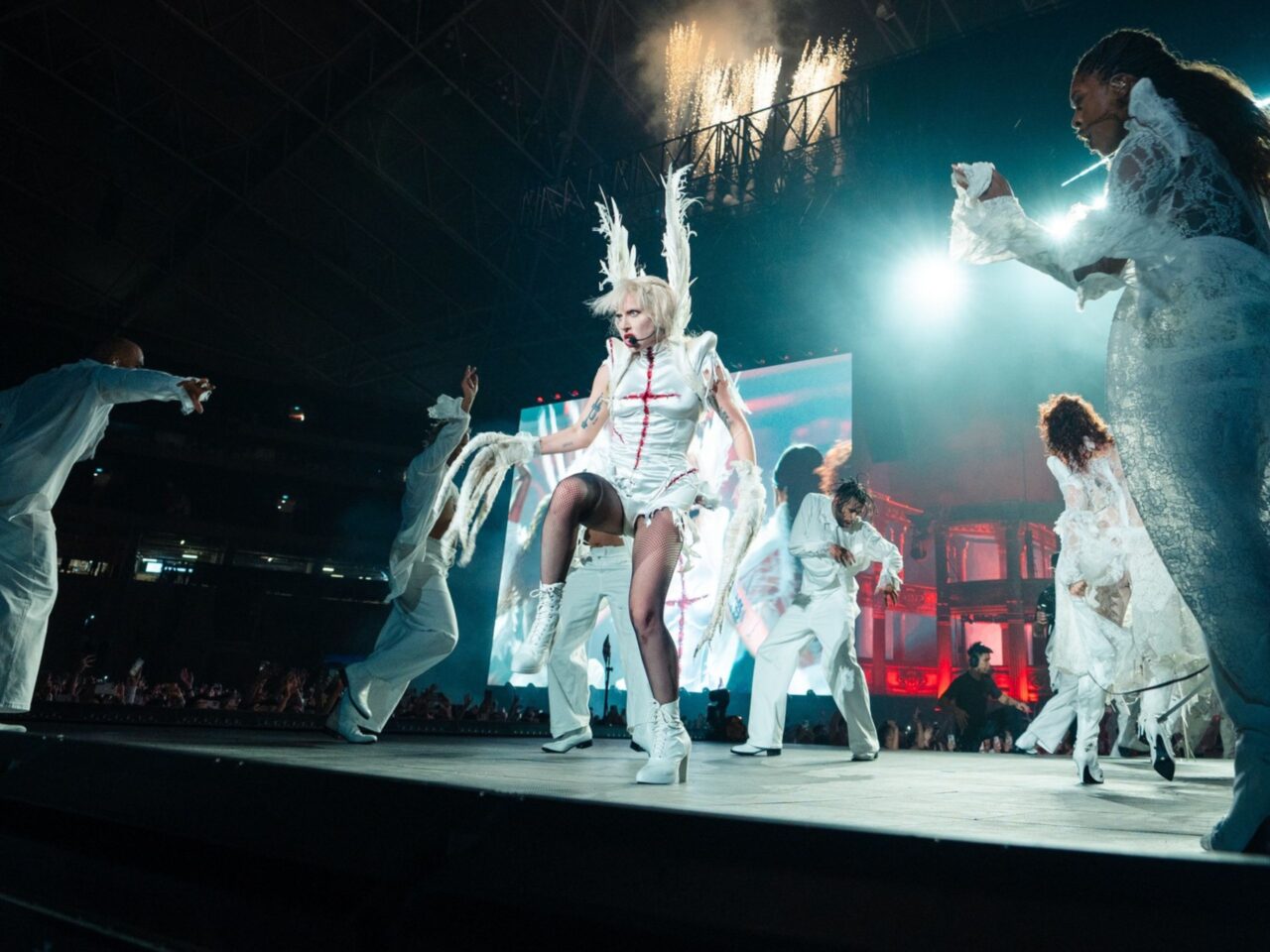 lady gaga mayhem concert singapore