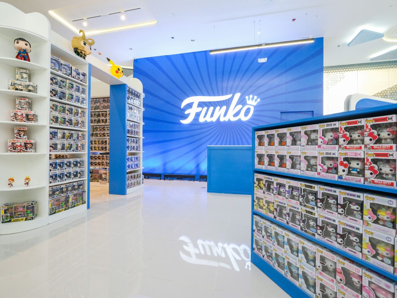 funko flagship store sm moa