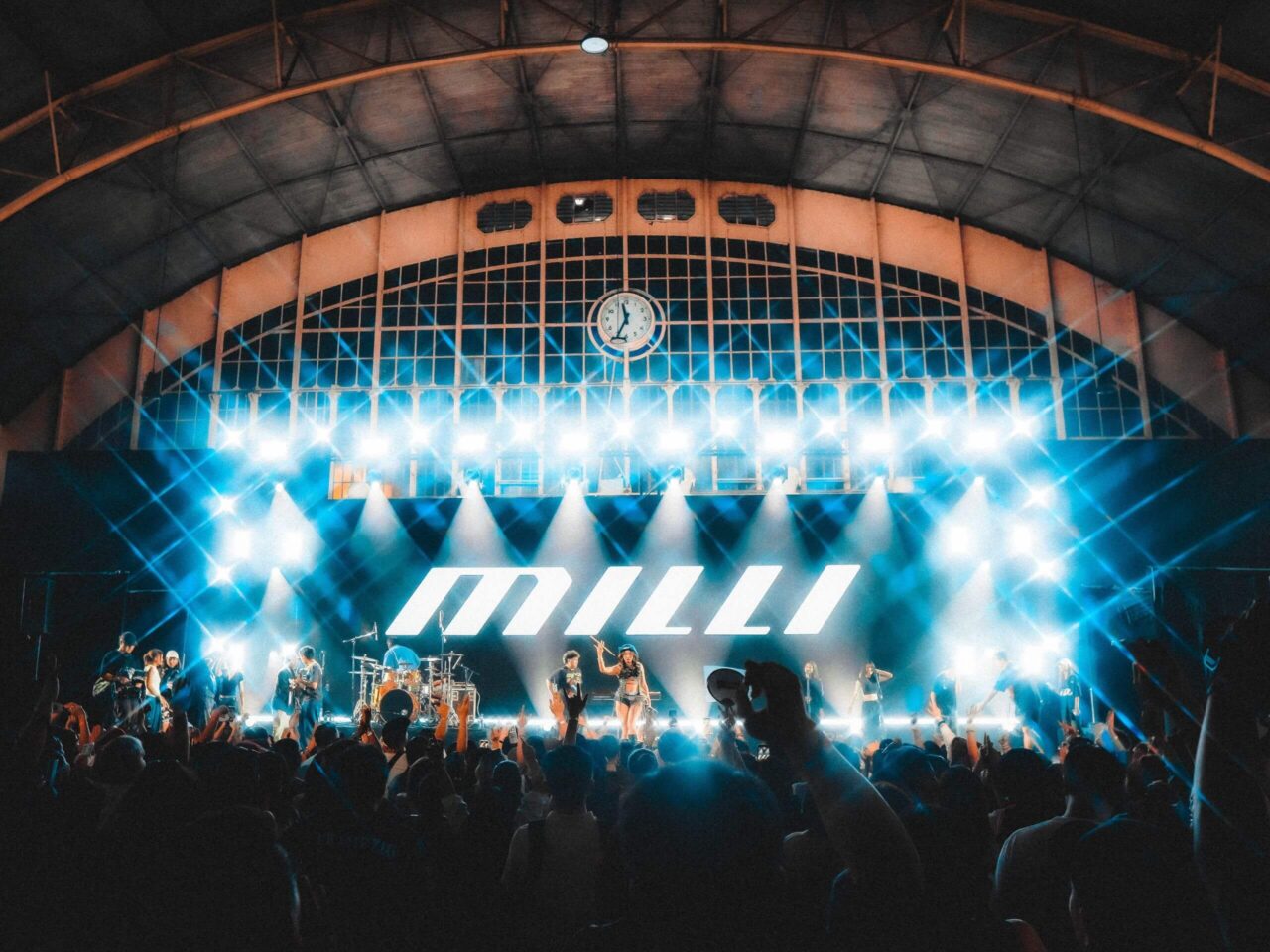 88rising road to fam finale bangkok thailand milli zack tabudlo zamaera fariz jabba ramengvrl concert review hua lamphong 2025