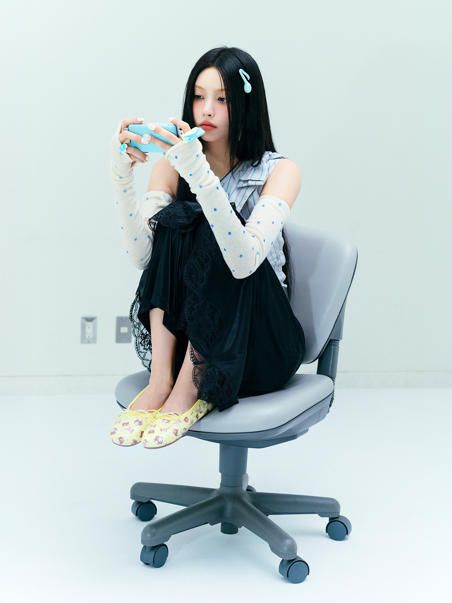 ILLIT – NOT illit not cute anymore ユナ yzy 一直娛 トレカ