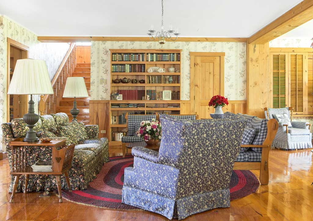 Cozy Country Home, Mom & tina's, interior design philippines, myhome magazine