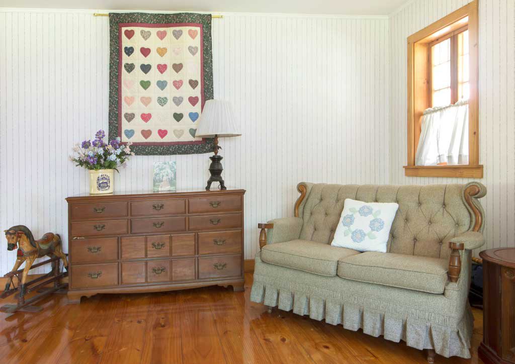 Cozy Country Home, Mom & tina's, interior design philippines, myhome magazine