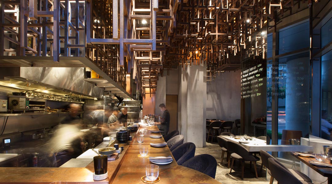 The steel bars suspended from Mecha Uma ceiling are of different lengths ranging from one to 3.1 meters. They were allowed to rust until they attained the desired shade of orange-brown, upon which Yulo had them coated with an emulsion.