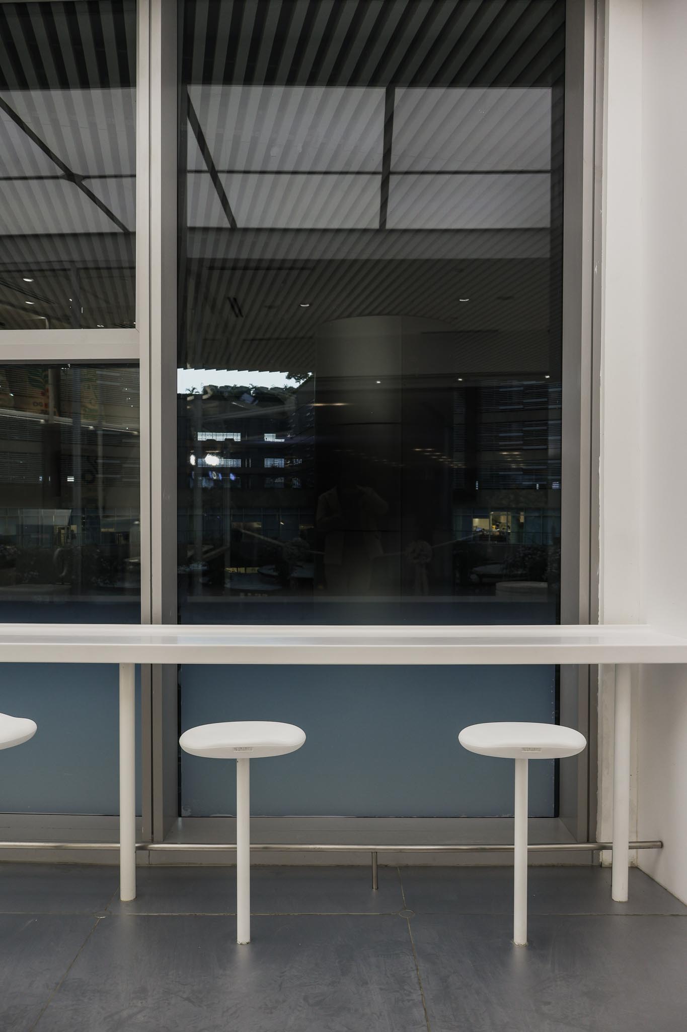 Arabica Manila seating