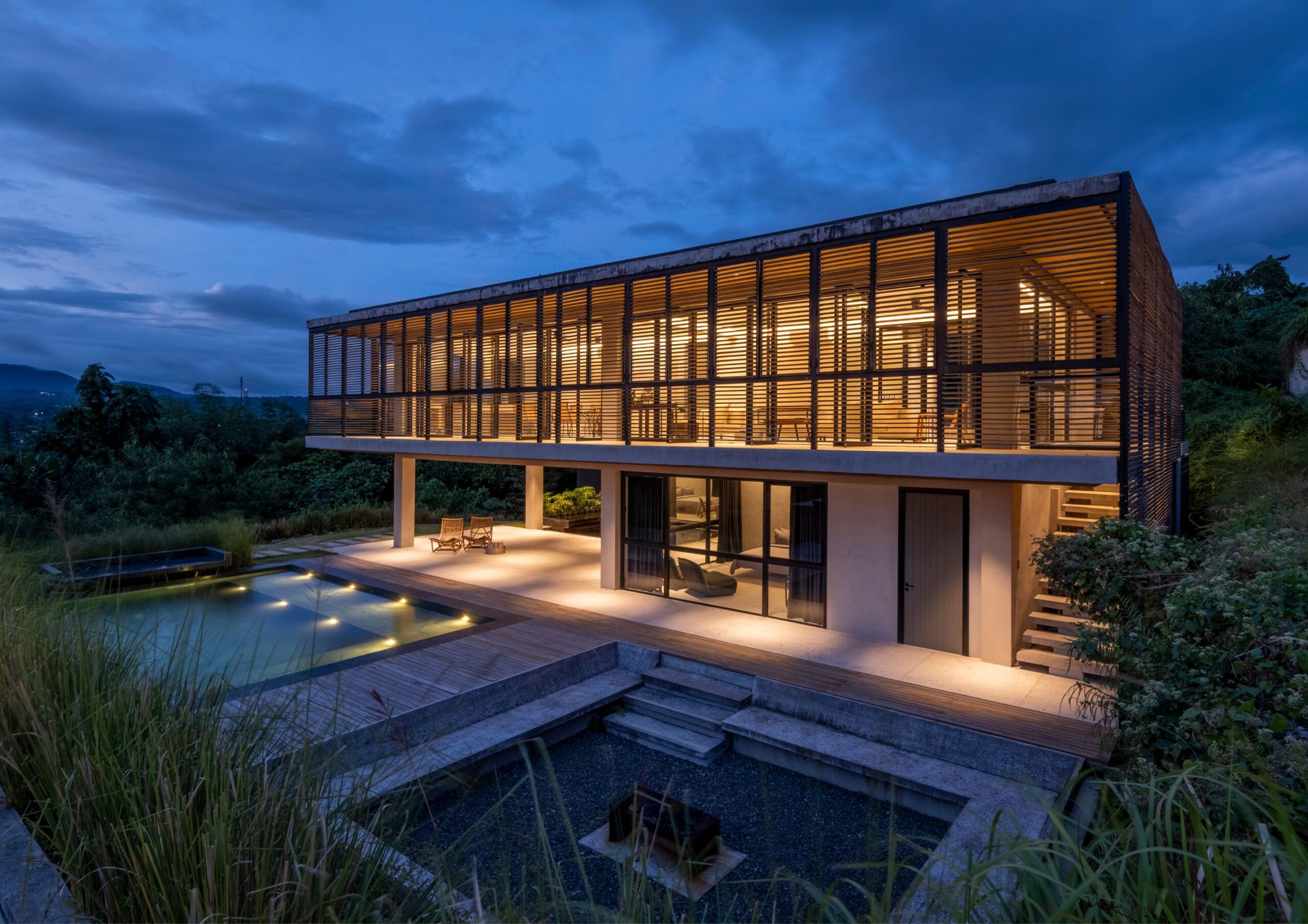 A night shot of the lower Parallel villa in Tanauan, Batangas.