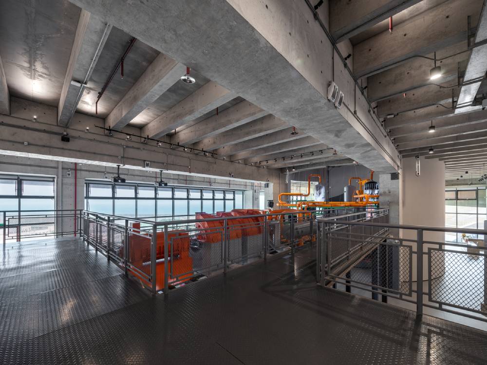 Turbine model. Photos by Chao Zhang, Zhengyong Liu, Fu Li, and Ye Fan.