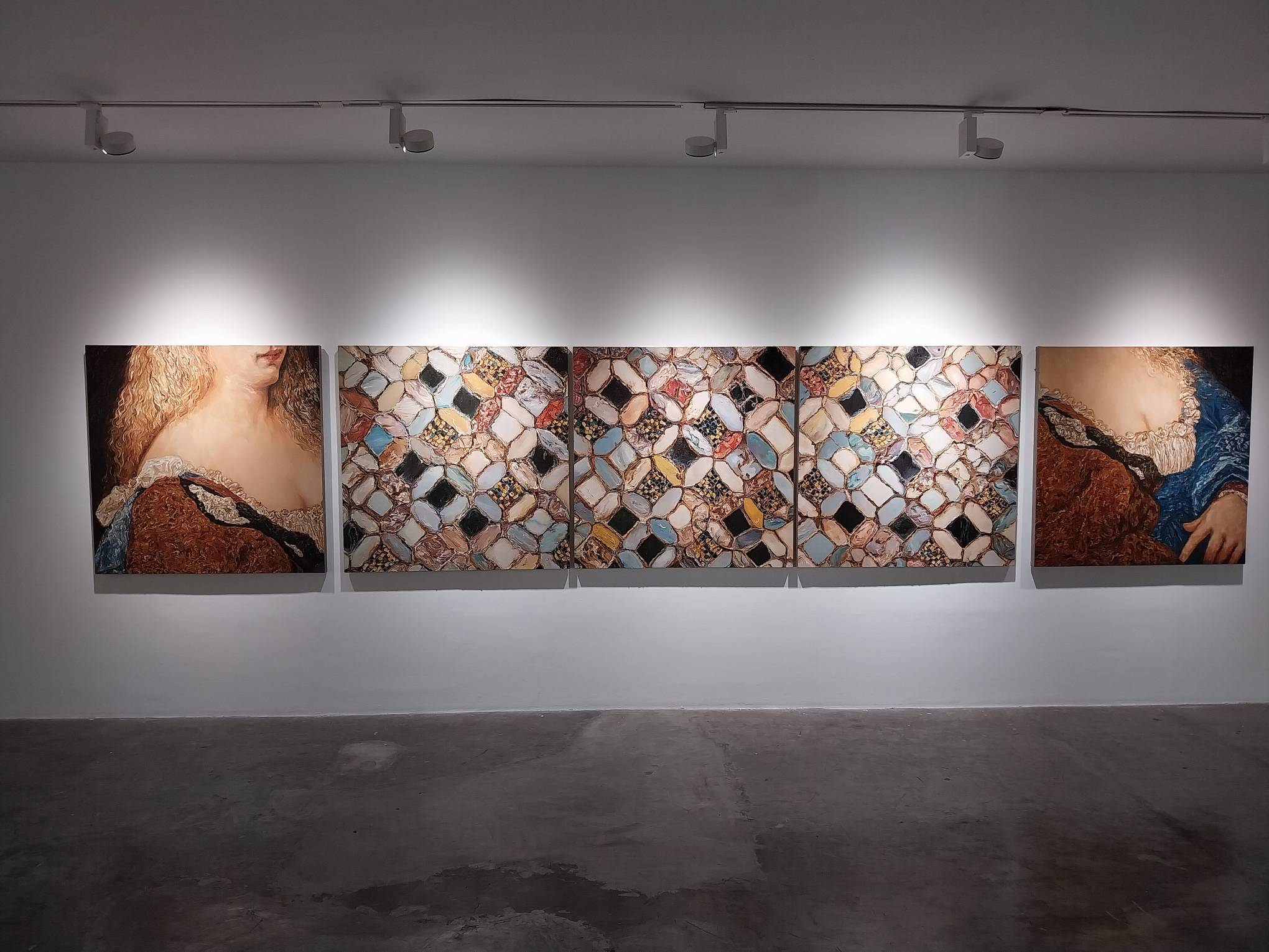 Pardo de León’s Blue Girl series. Photo by Elle Yap.