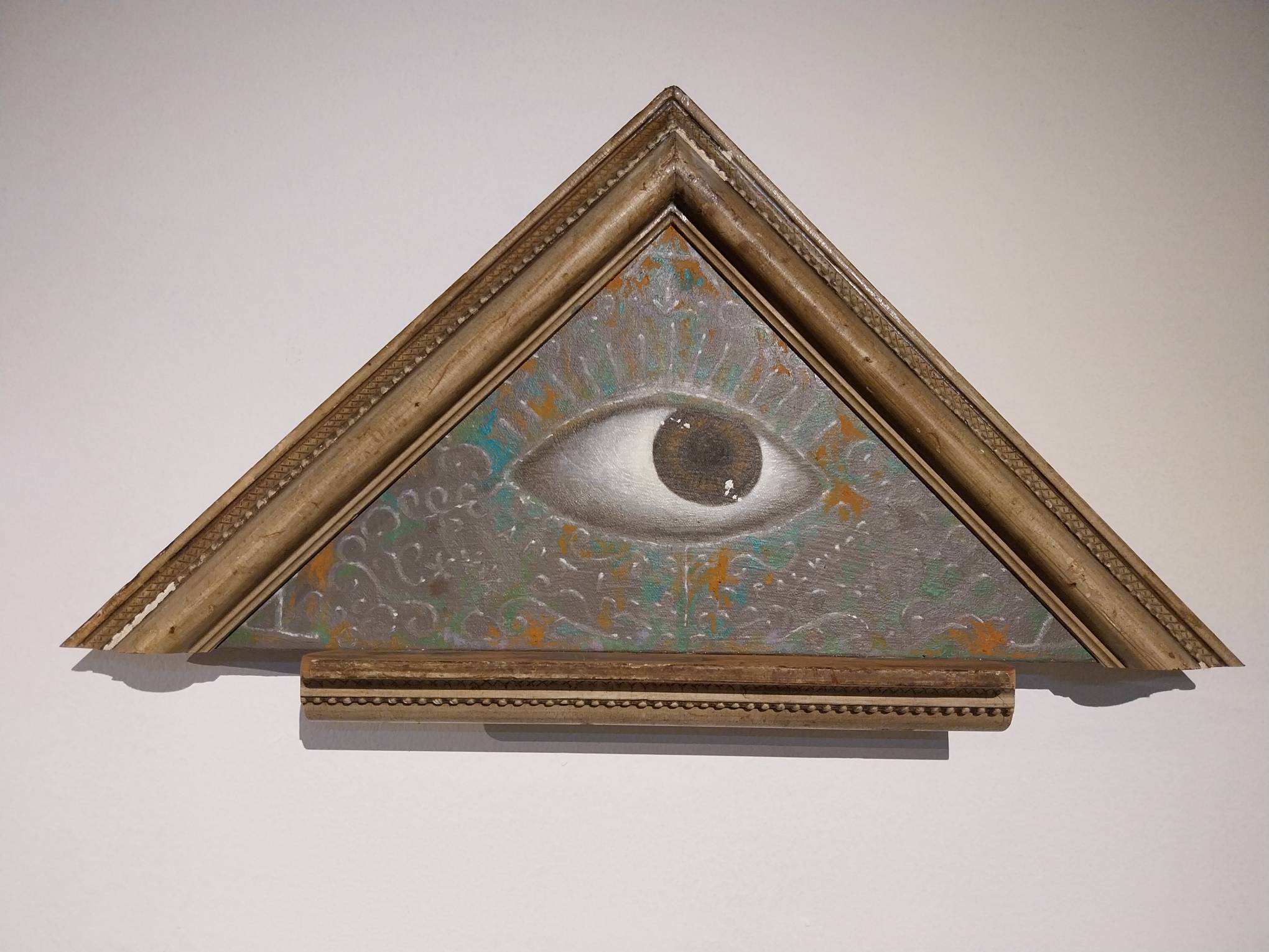 "Anti-Palkups Eye" by Mac Eparwa for the "Pwera Usog" exhibit. Photo by Elle Yap.