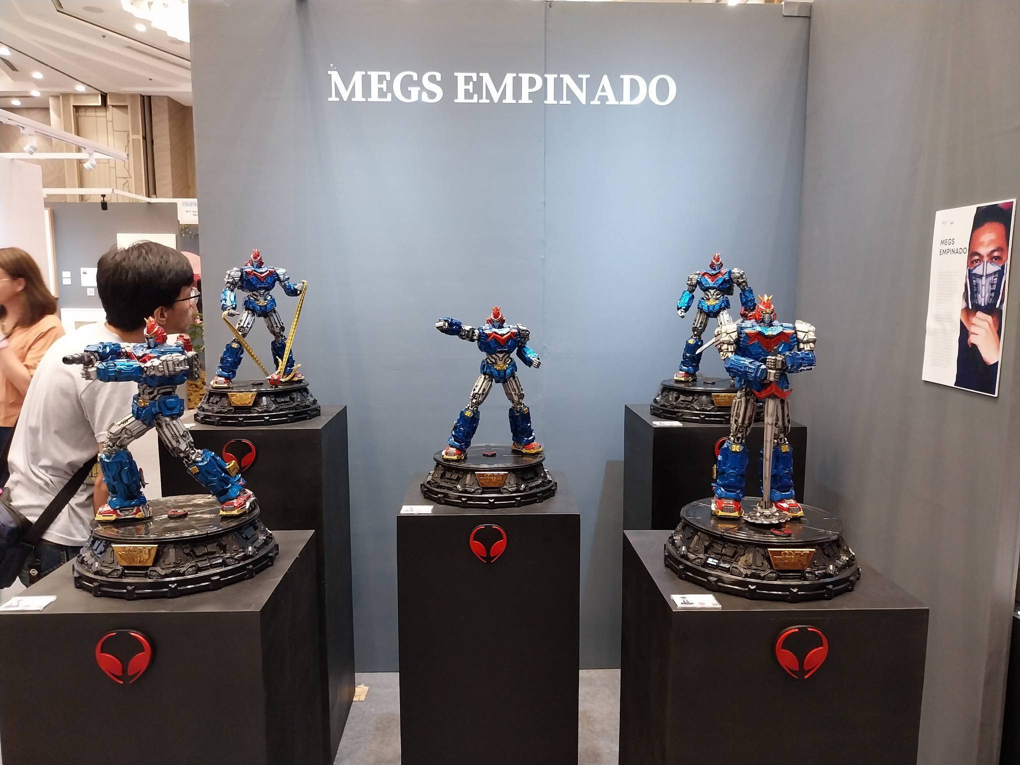 Sculpture work of Voltes V. Photo by Elle Yap.