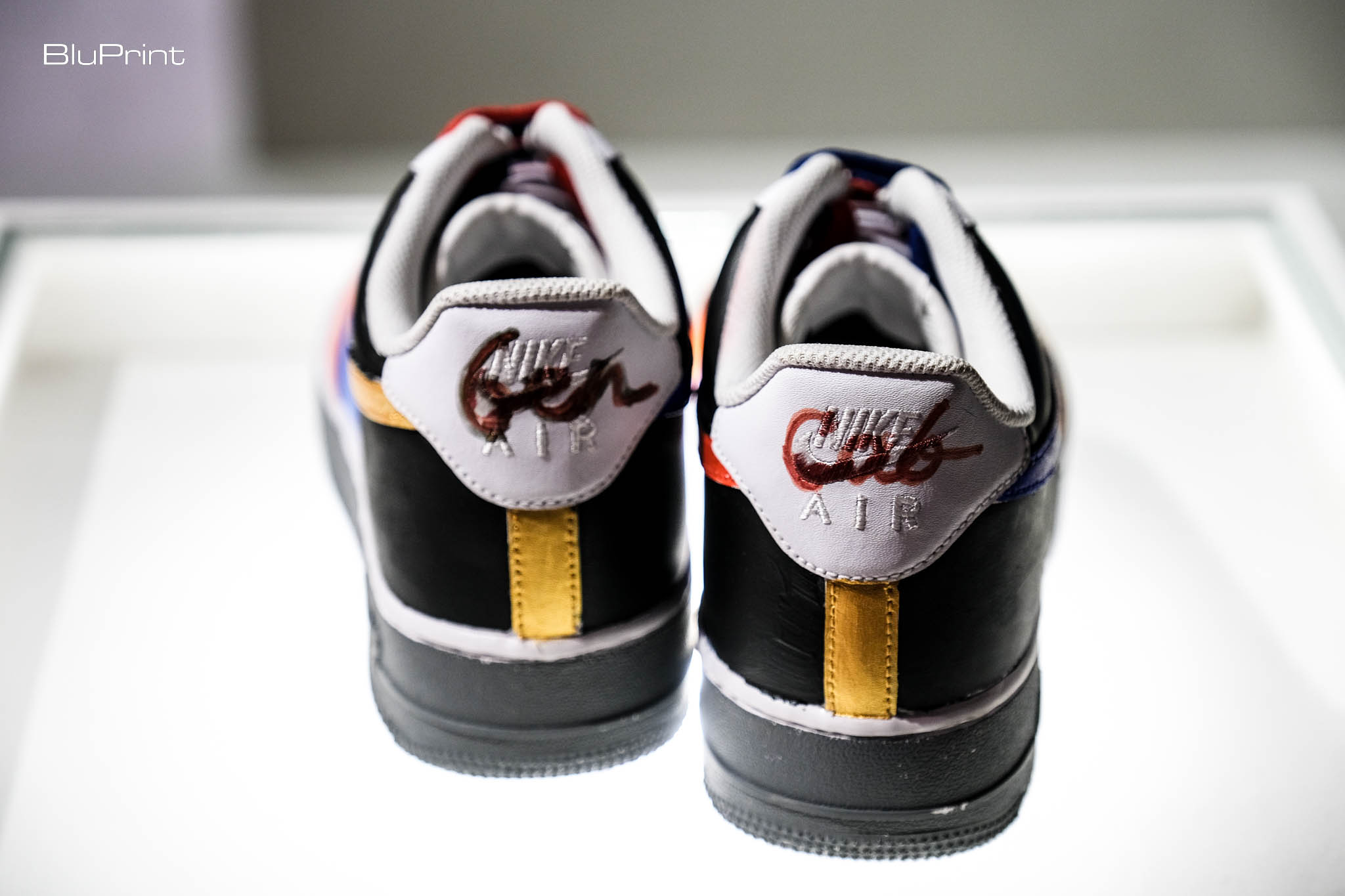 Back of "Solemates" by BenCab.