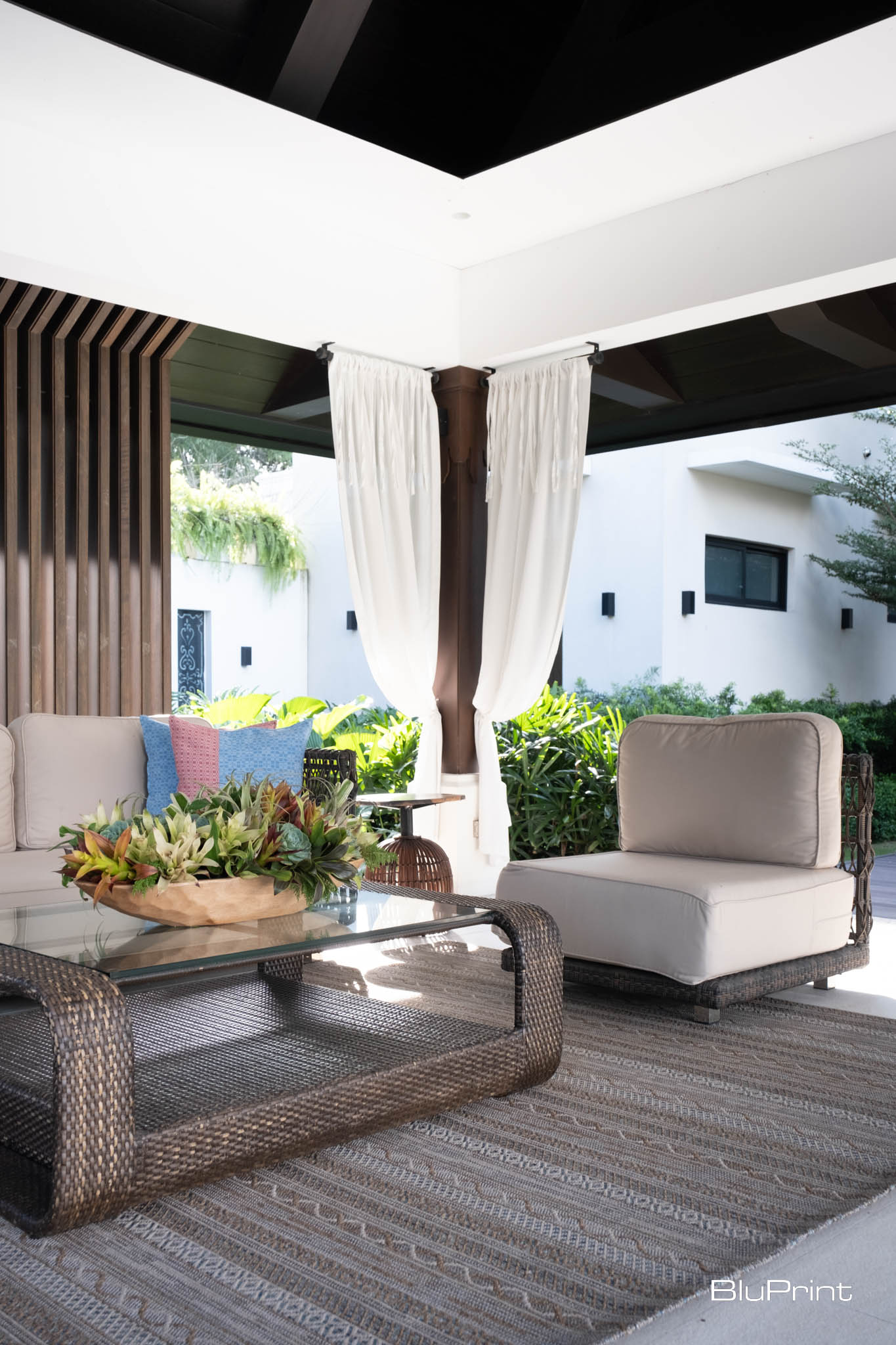 Seating area in the cabana at Bahay Pangulo.