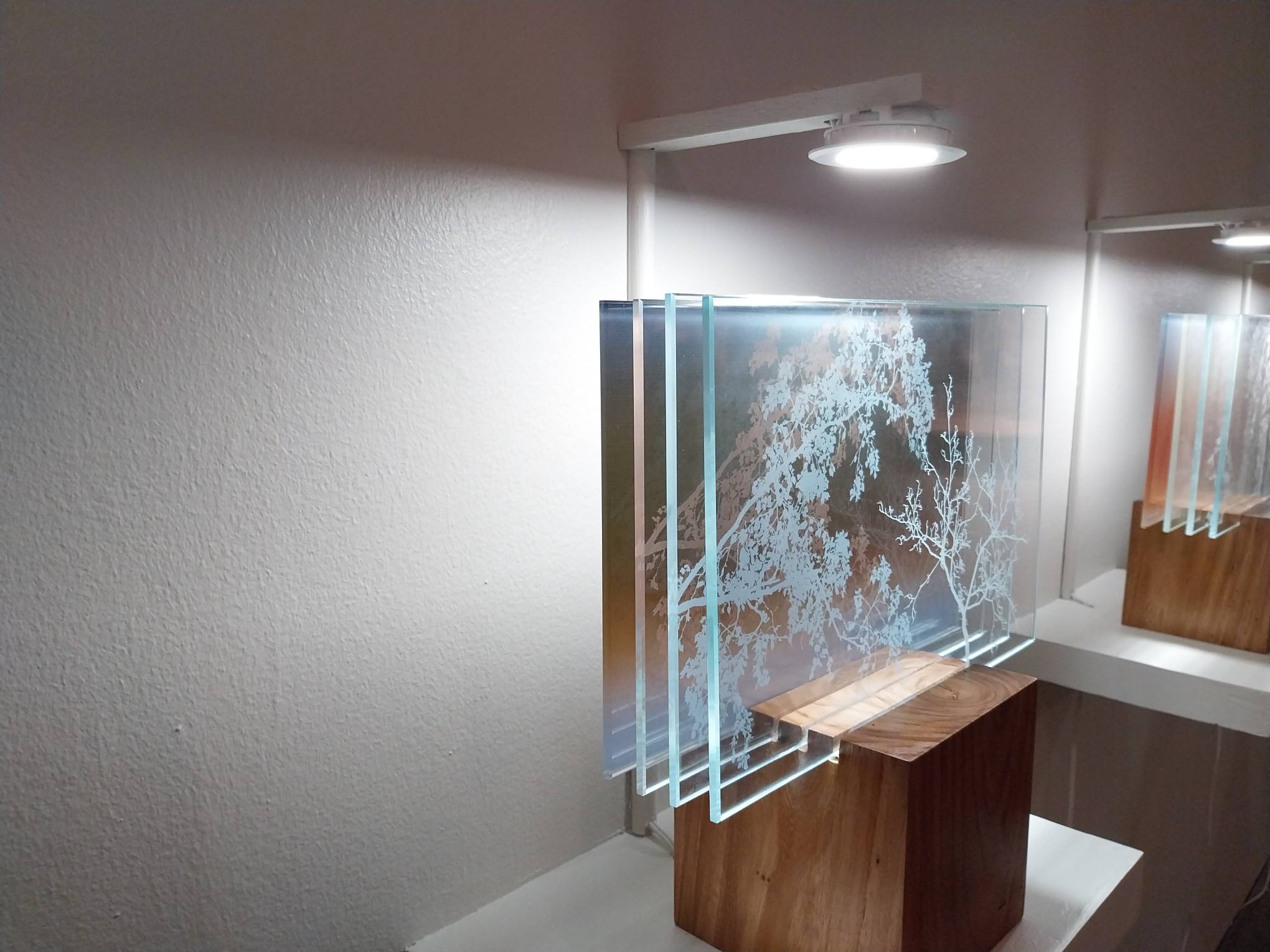 The four glass panels, side view.