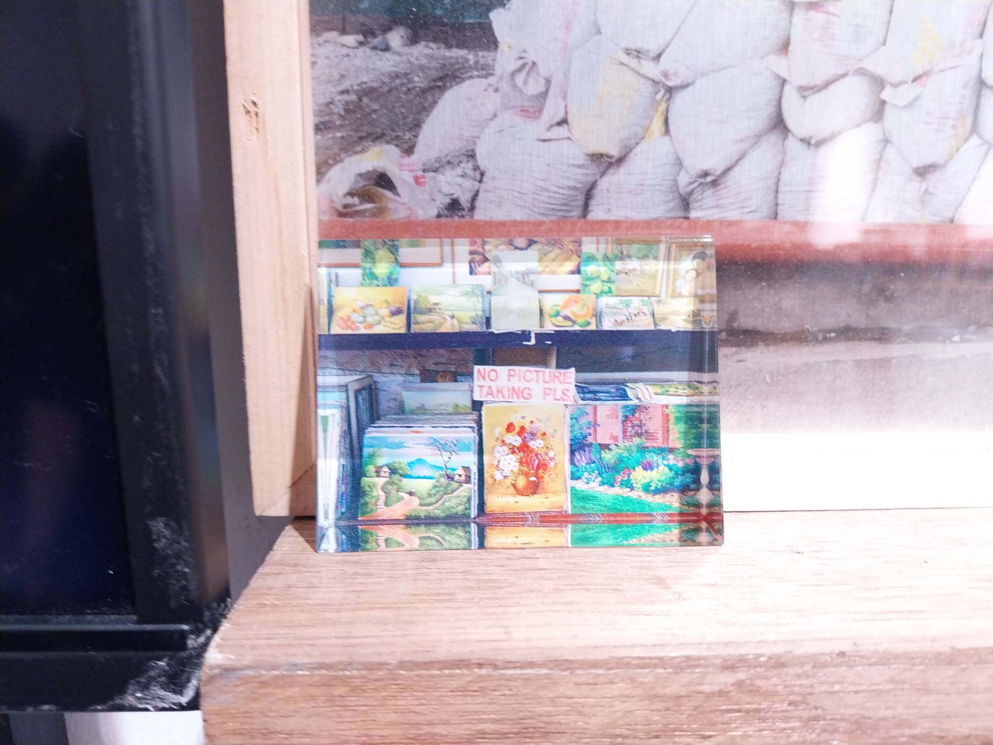 One of the images saying "no pictures please." Photo by Elle Yap.