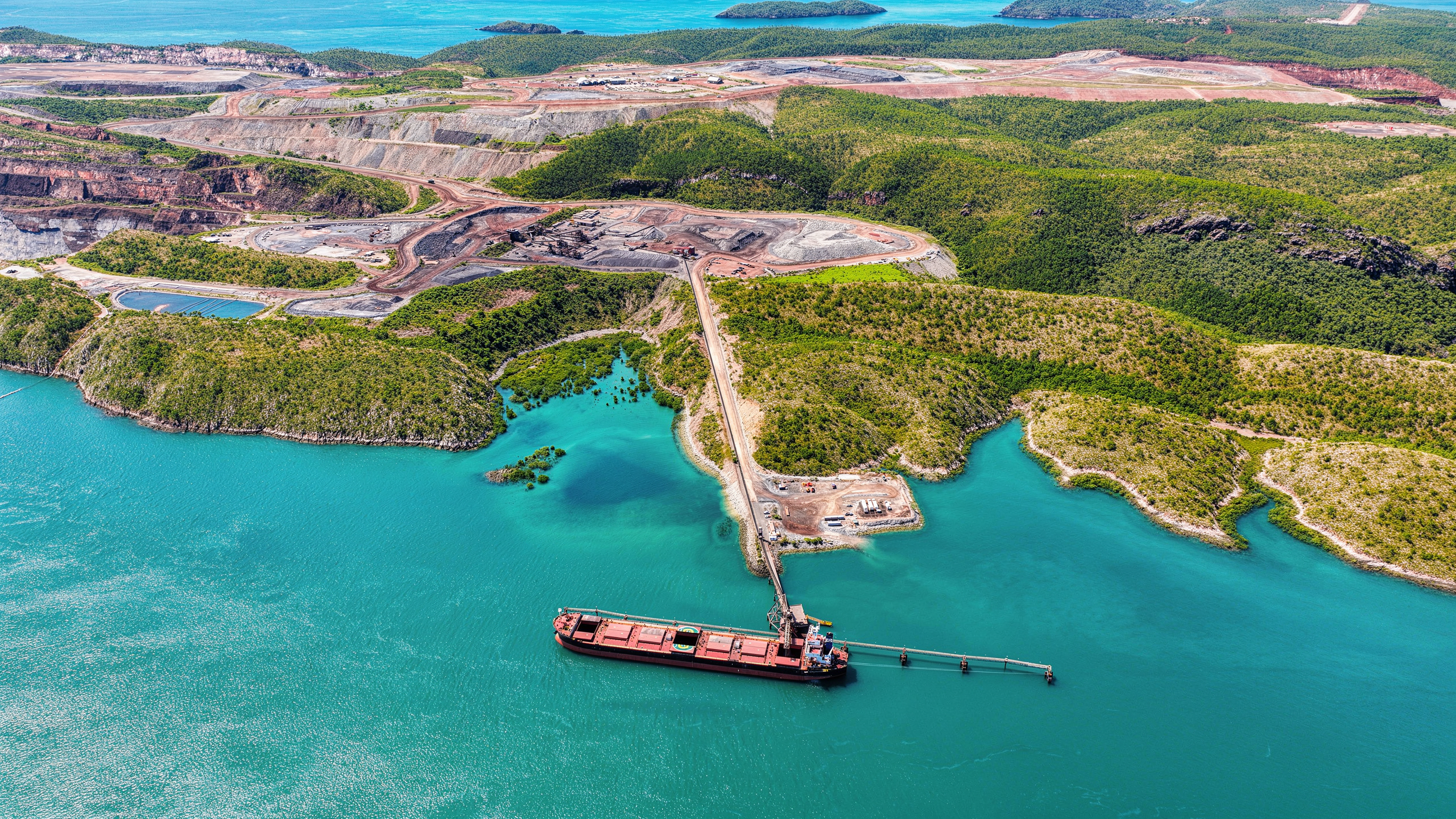 Port aerial