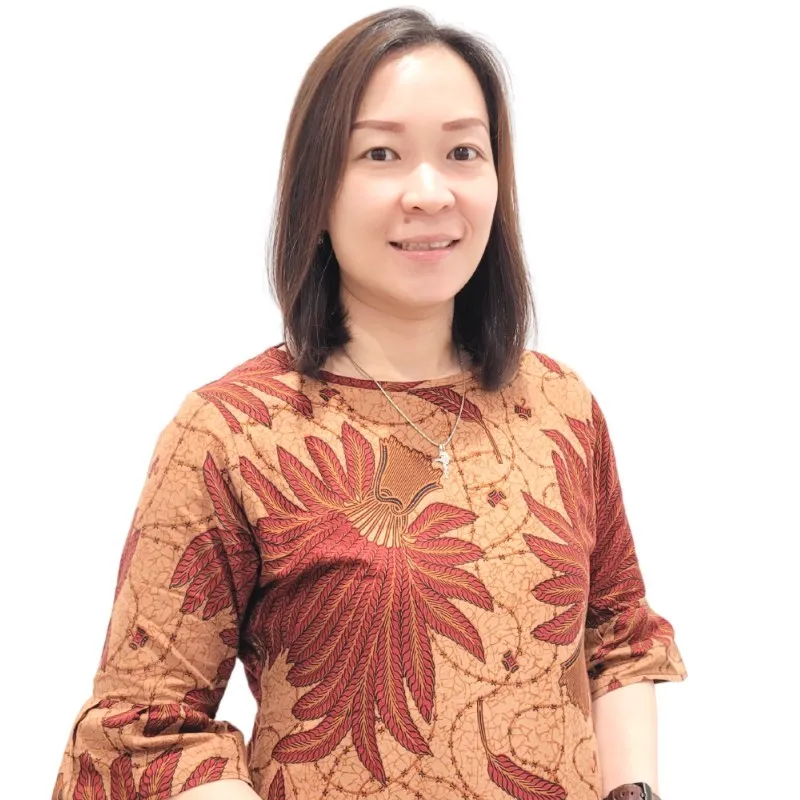Christine Ratna