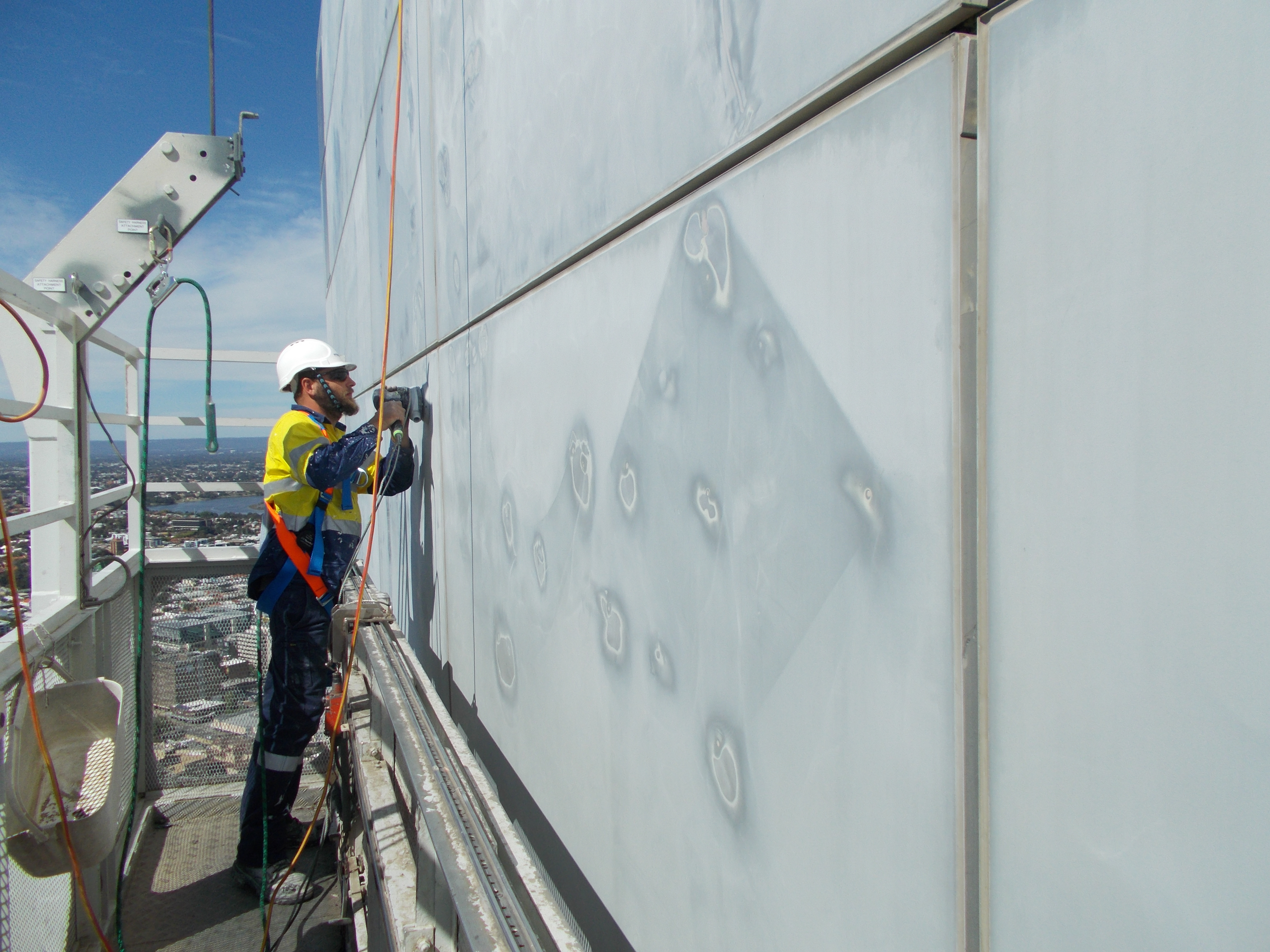 152-St-Georges-Tce-Alpolic-2